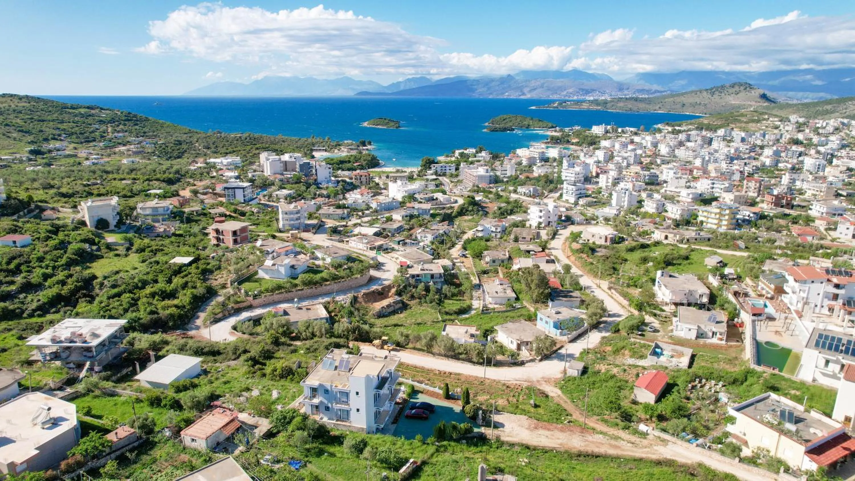 Nearby landmark in Vila Antica