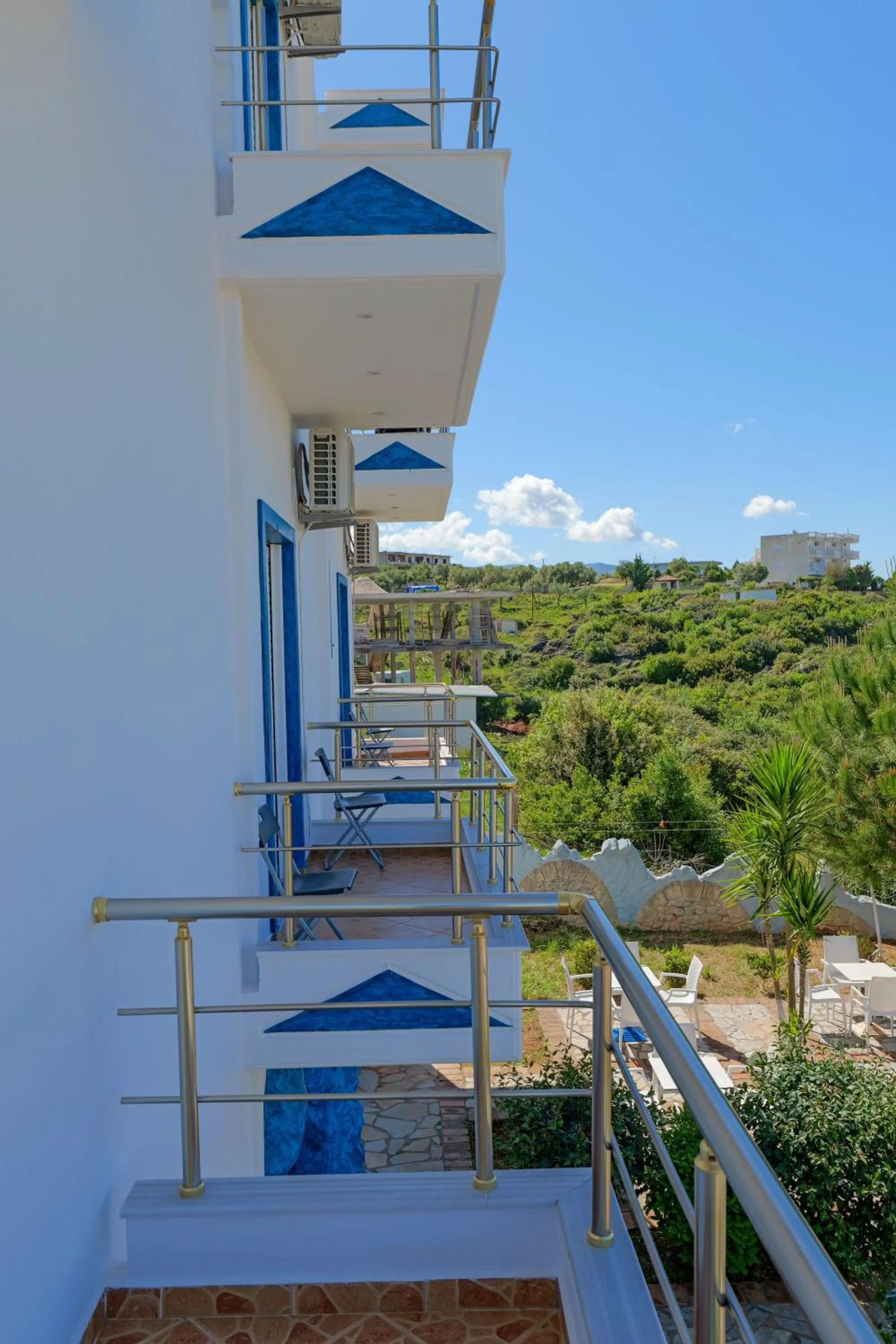 Property building in Vila Antica