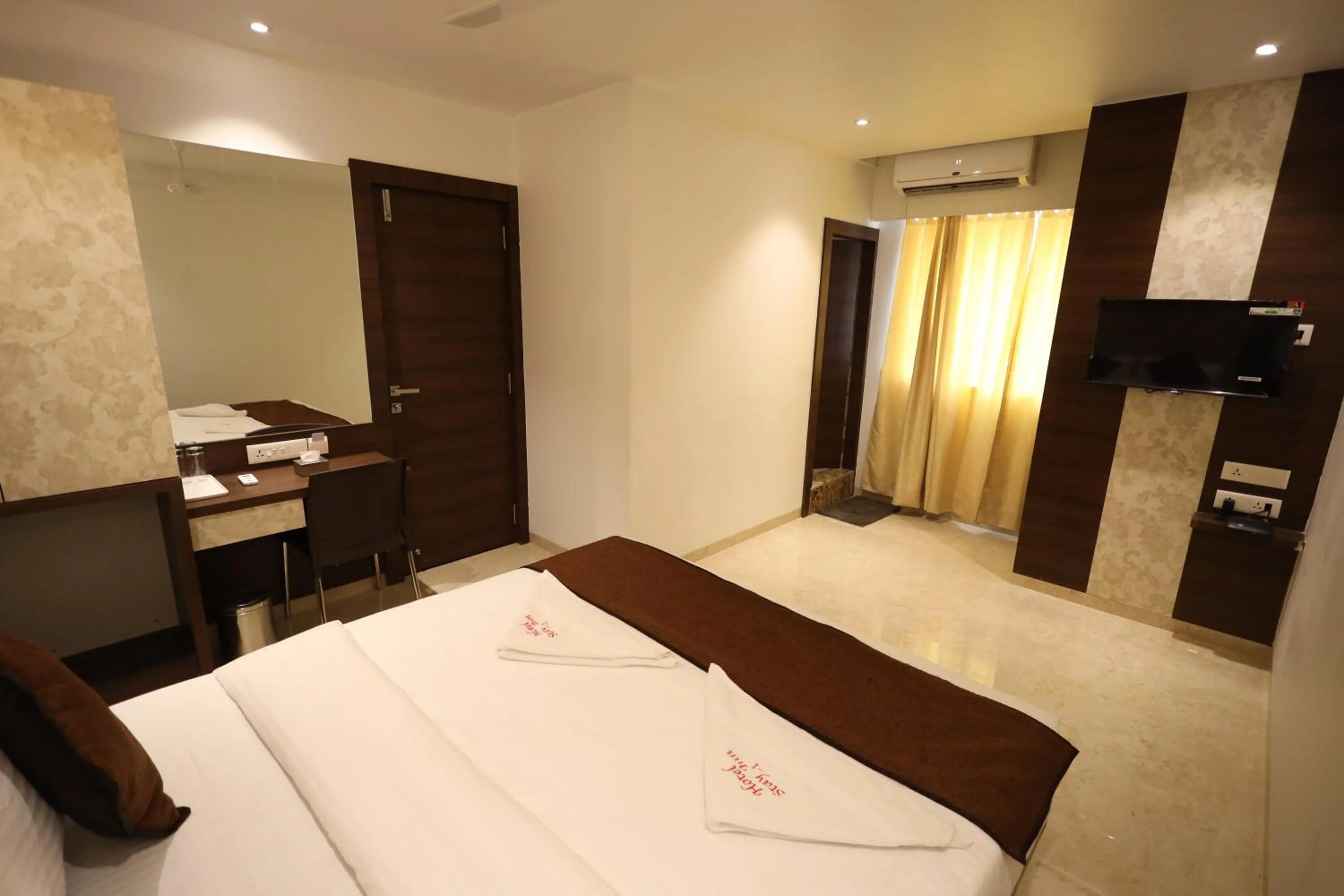 Bedroom, Bed in HOTEL STAY INN