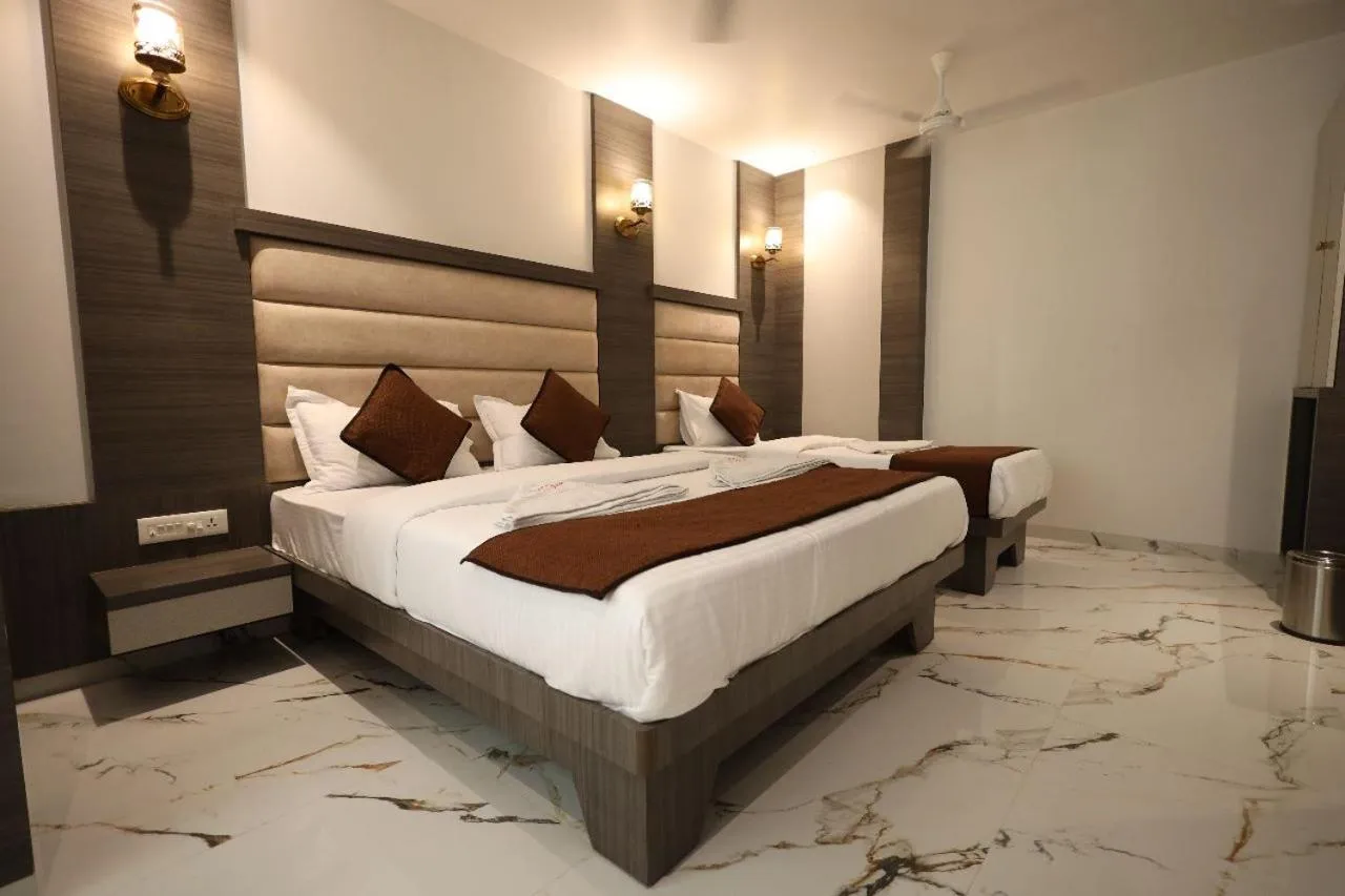 Bedroom, Bed in HOTEL STAY INN