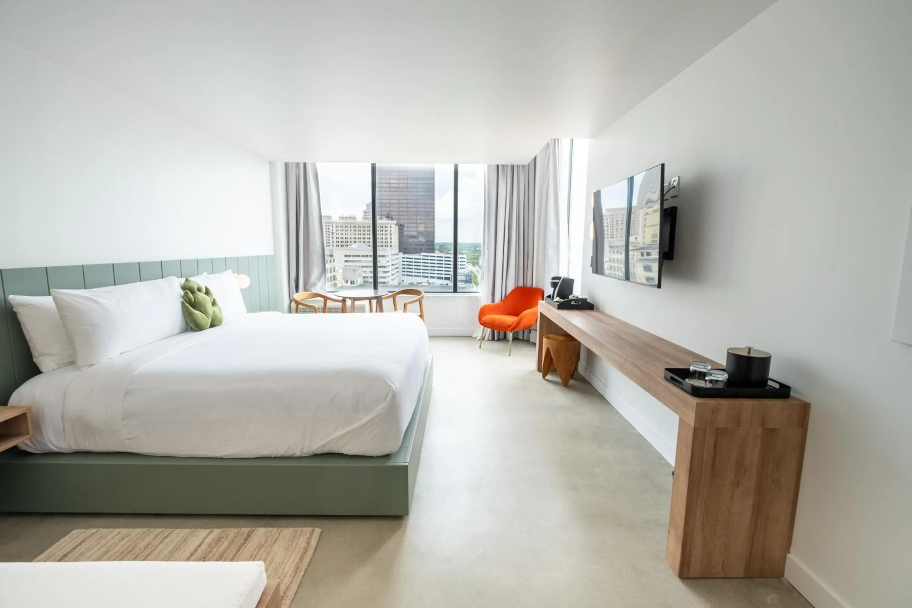 Bedroom, Bed in Dayton Vitality Hotel - Downtown