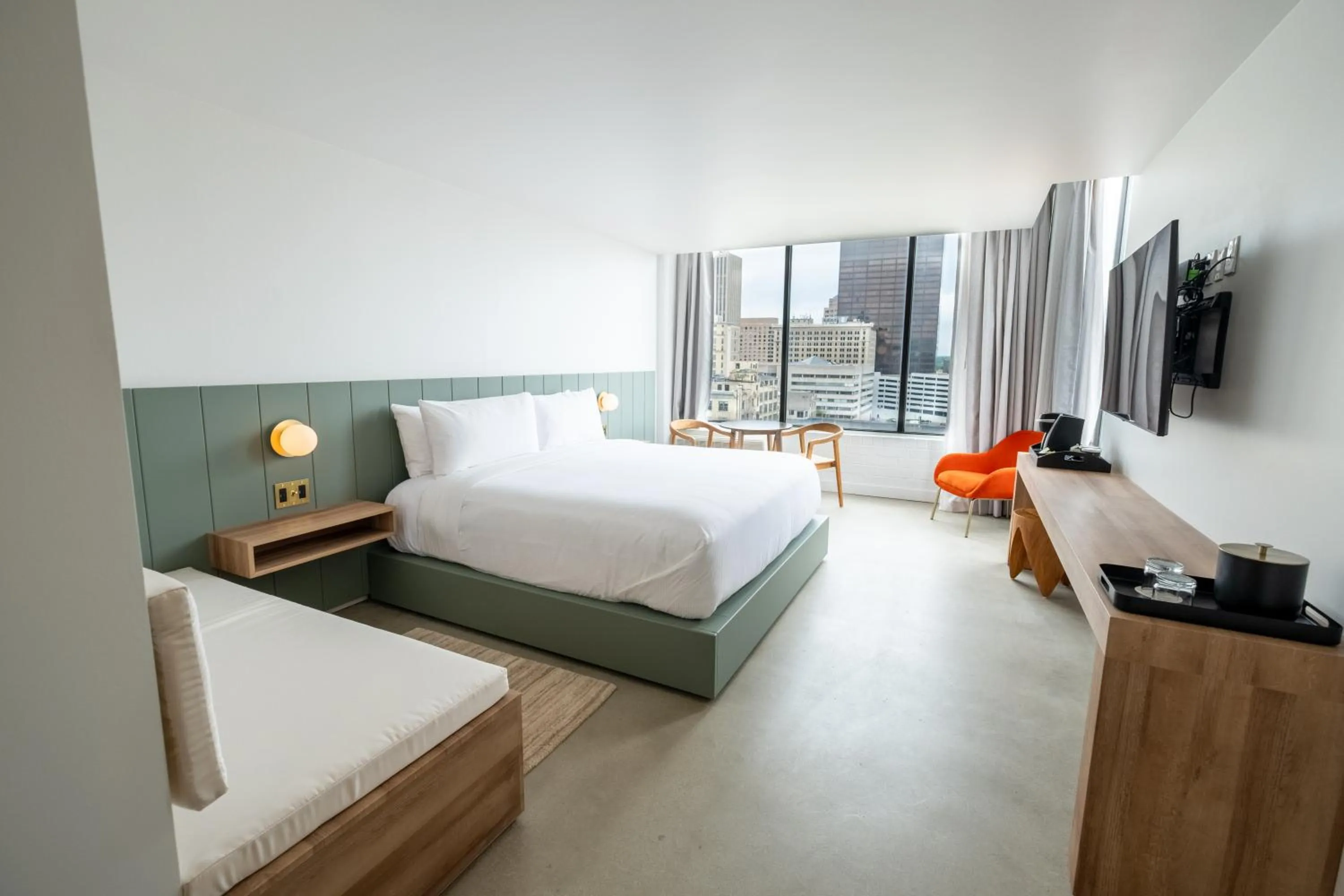 Bed in Dayton Vitality Hotel - Downtown