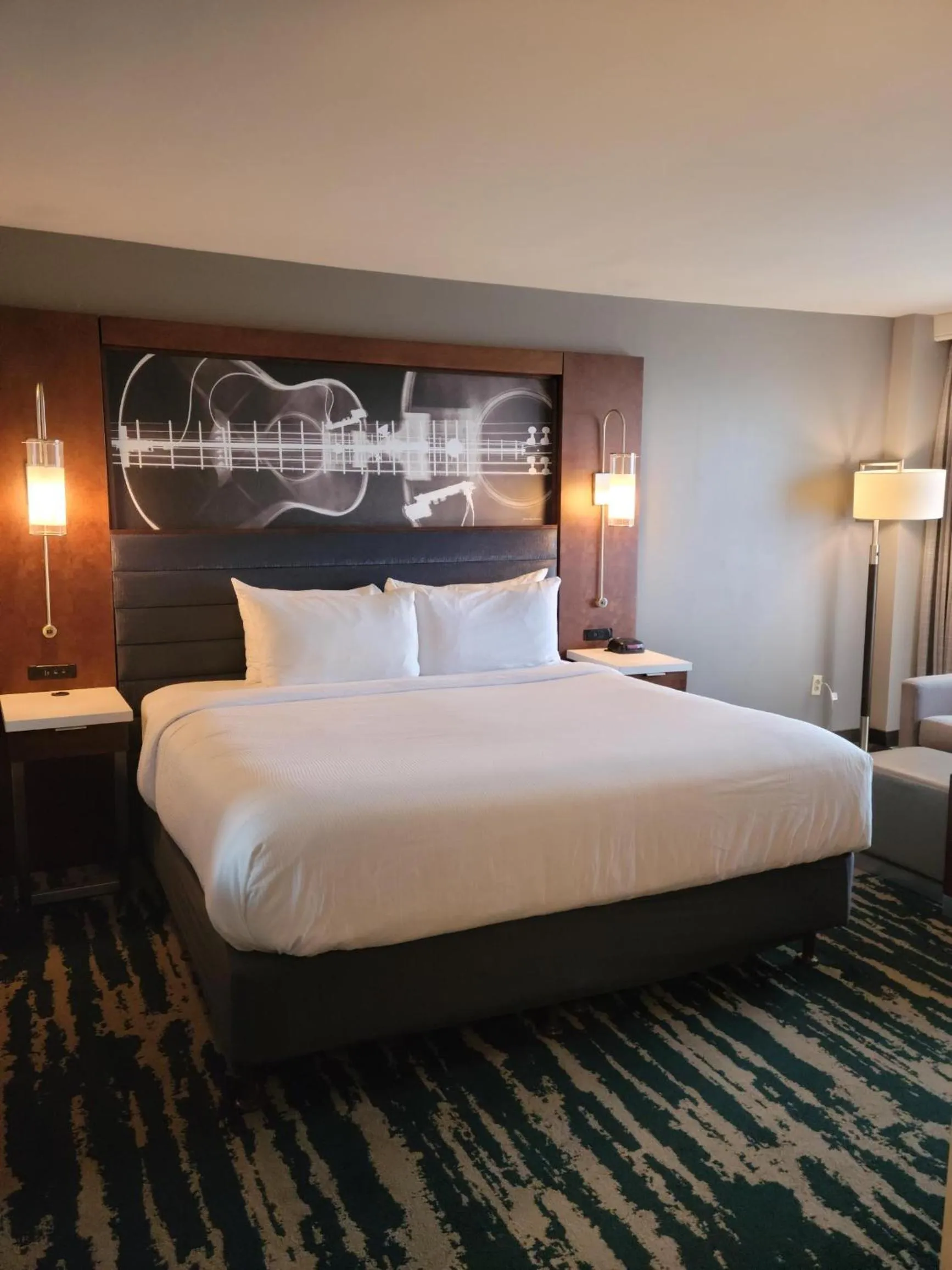 Bedroom, Bed in Memphis Vitality Hotel