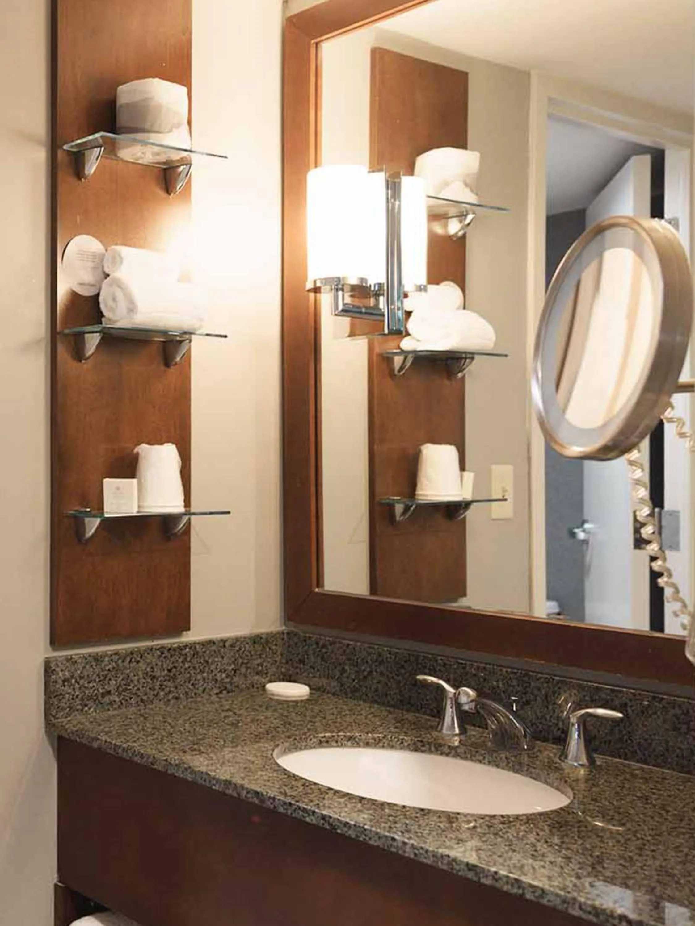 Bathroom in Memphis Vitality Hotel