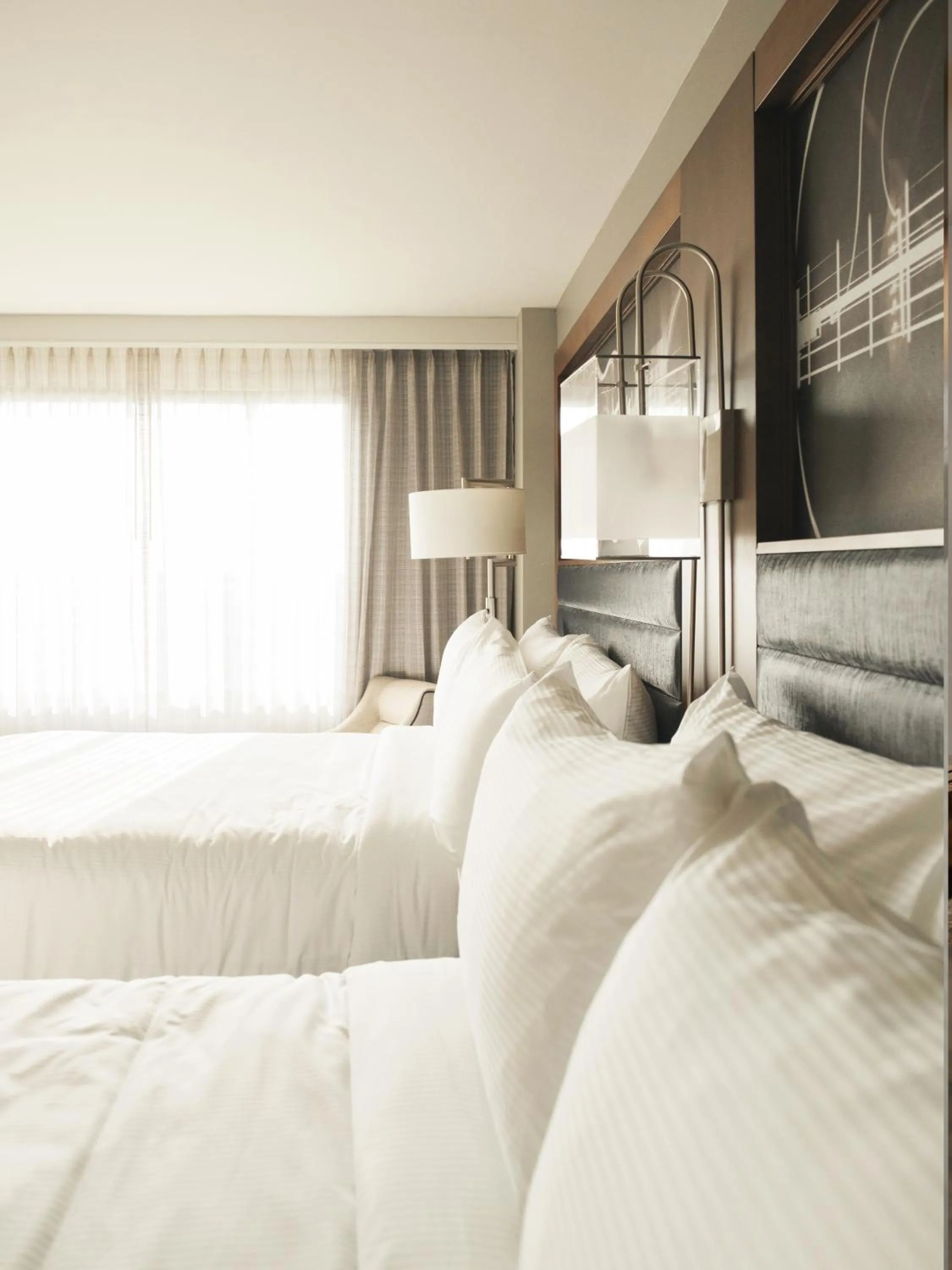 Bedroom, Bed in Memphis Vitality Hotel