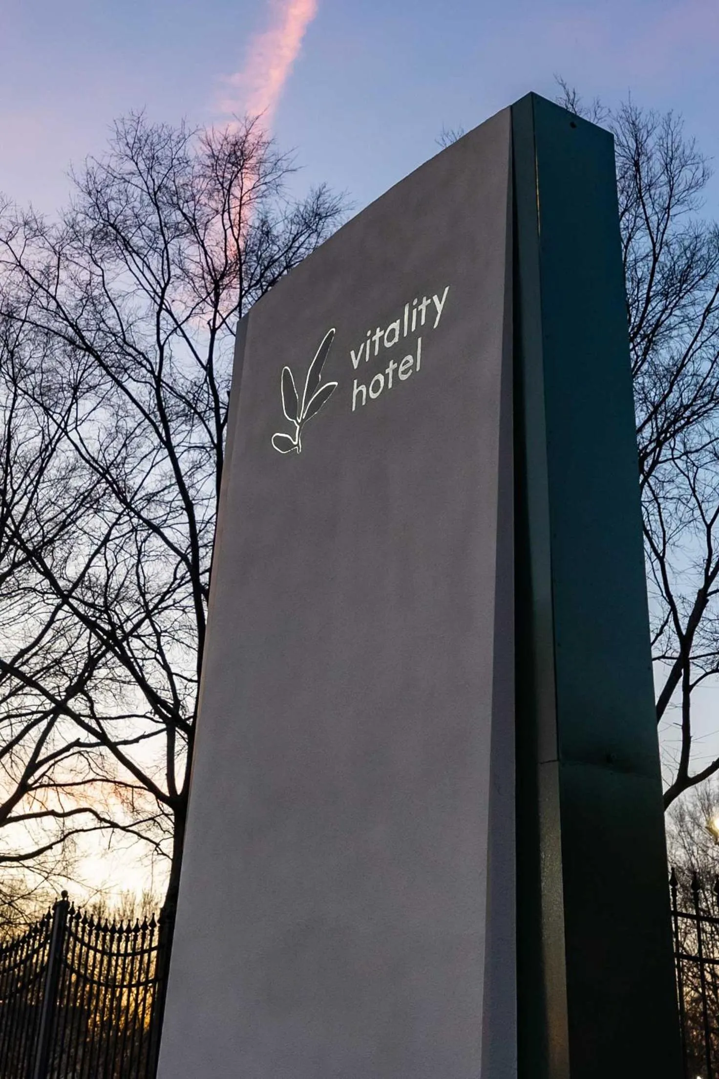 Facade/entrance in Memphis Vitality Hotel