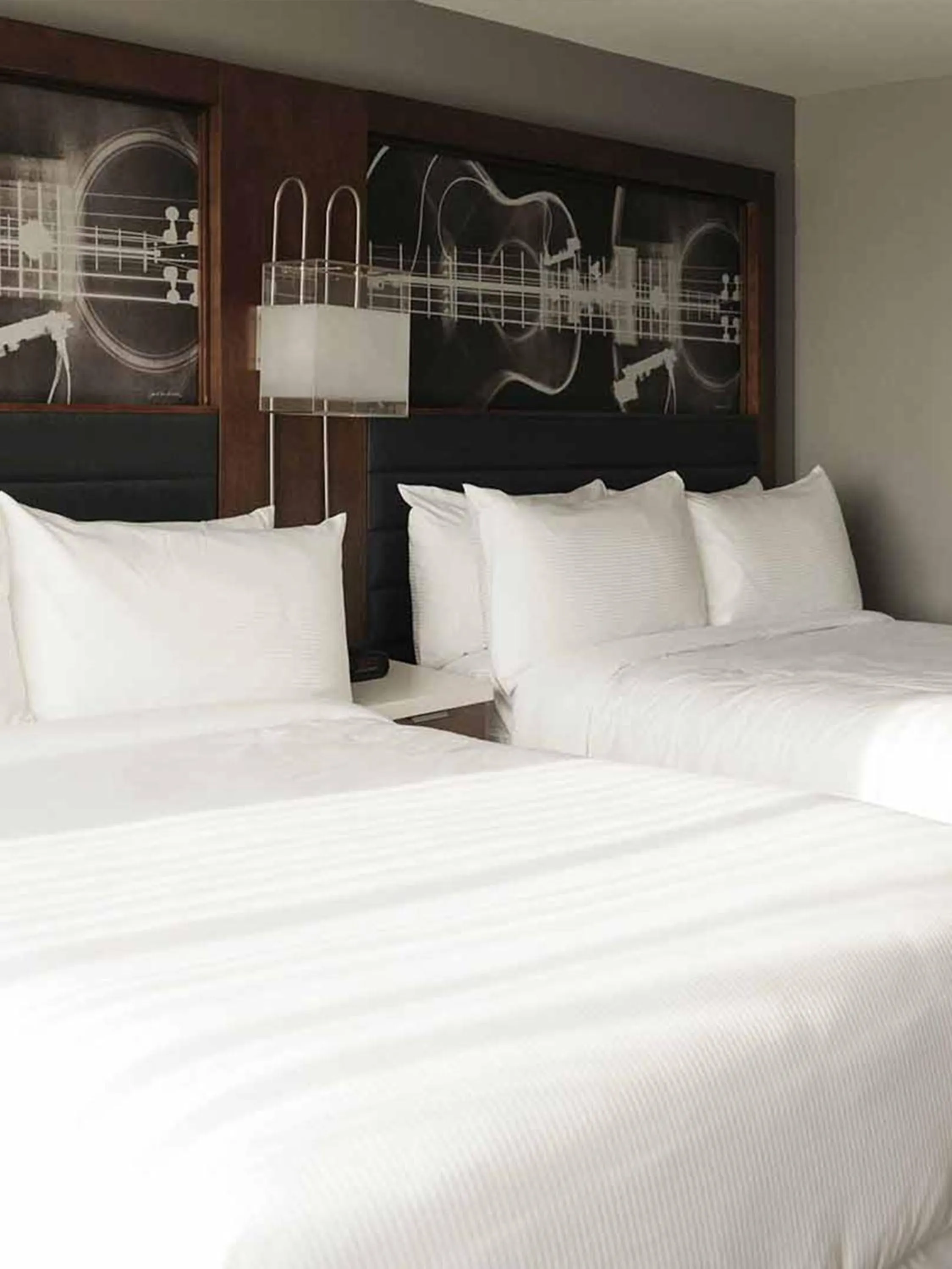 Bed in Memphis Vitality Hotel