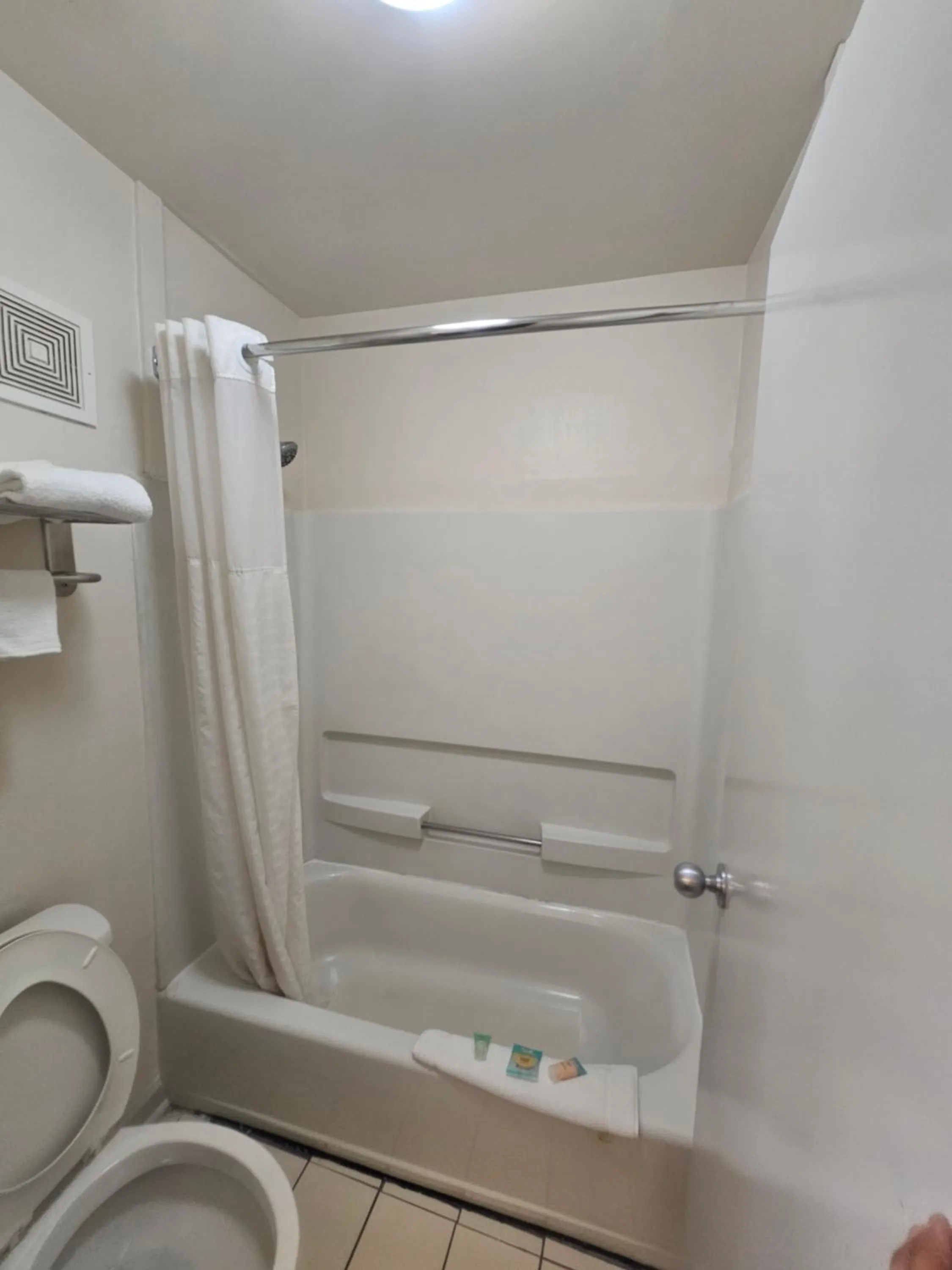 Bathroom in budgetel Inn & Suites