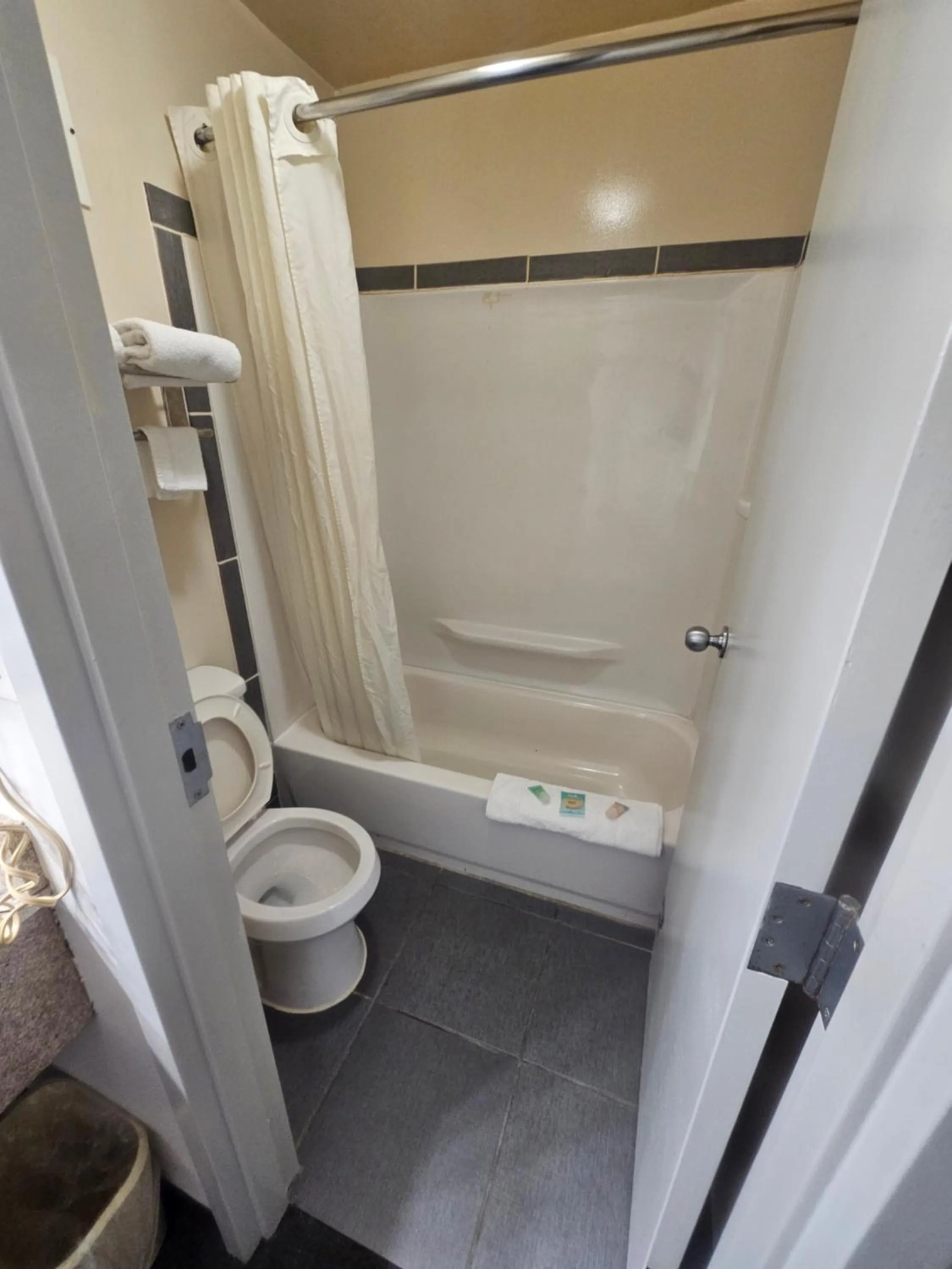 Bathroom in budgetel Inn & Suites