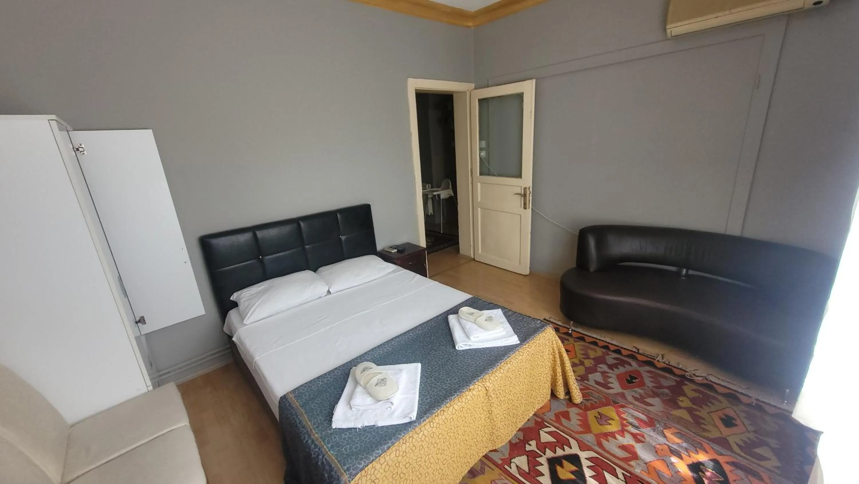 Bedroom, Bed in MEHMET BEY HOTEL