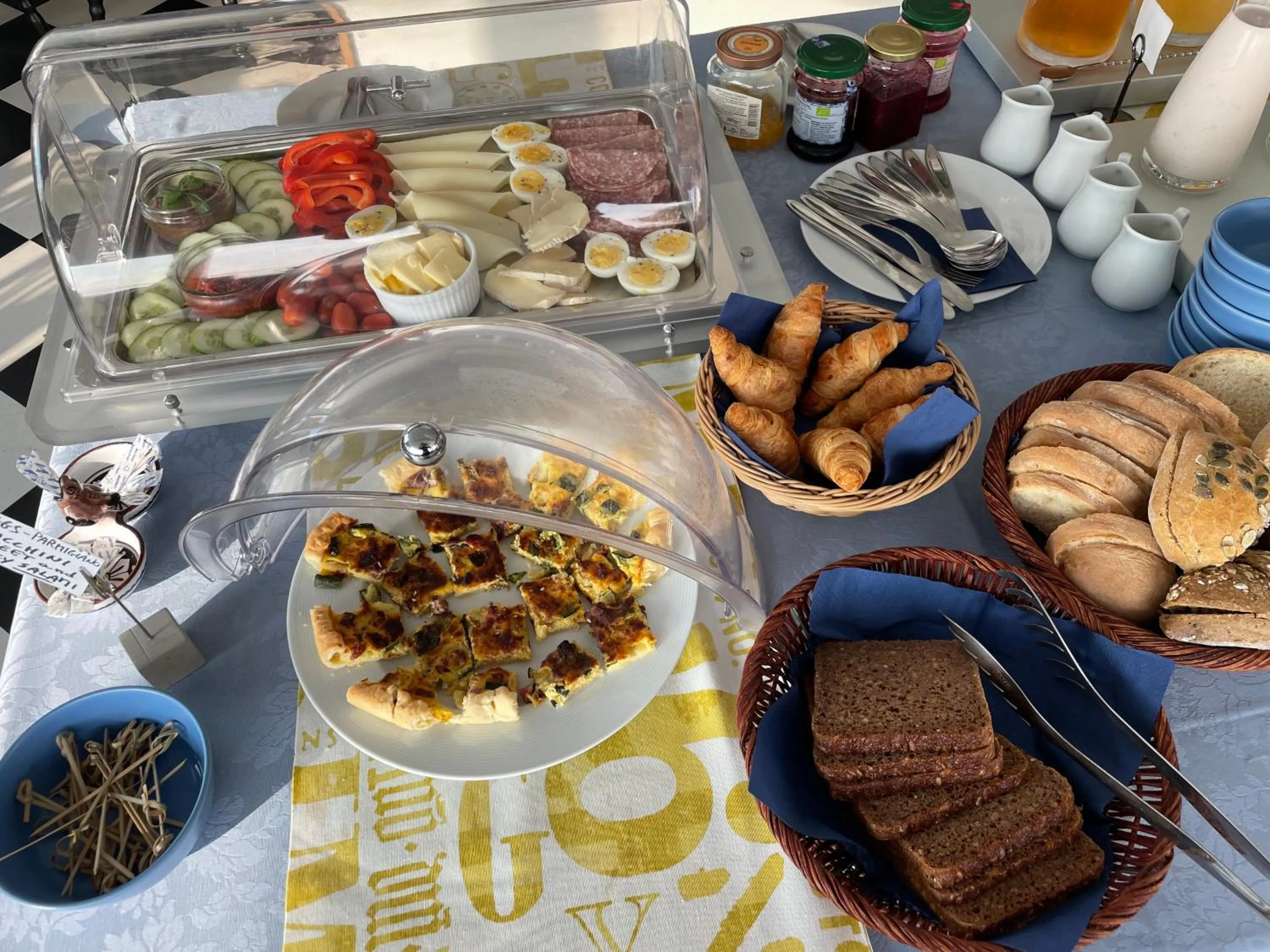 Breakfast in Badehotel Harmonien