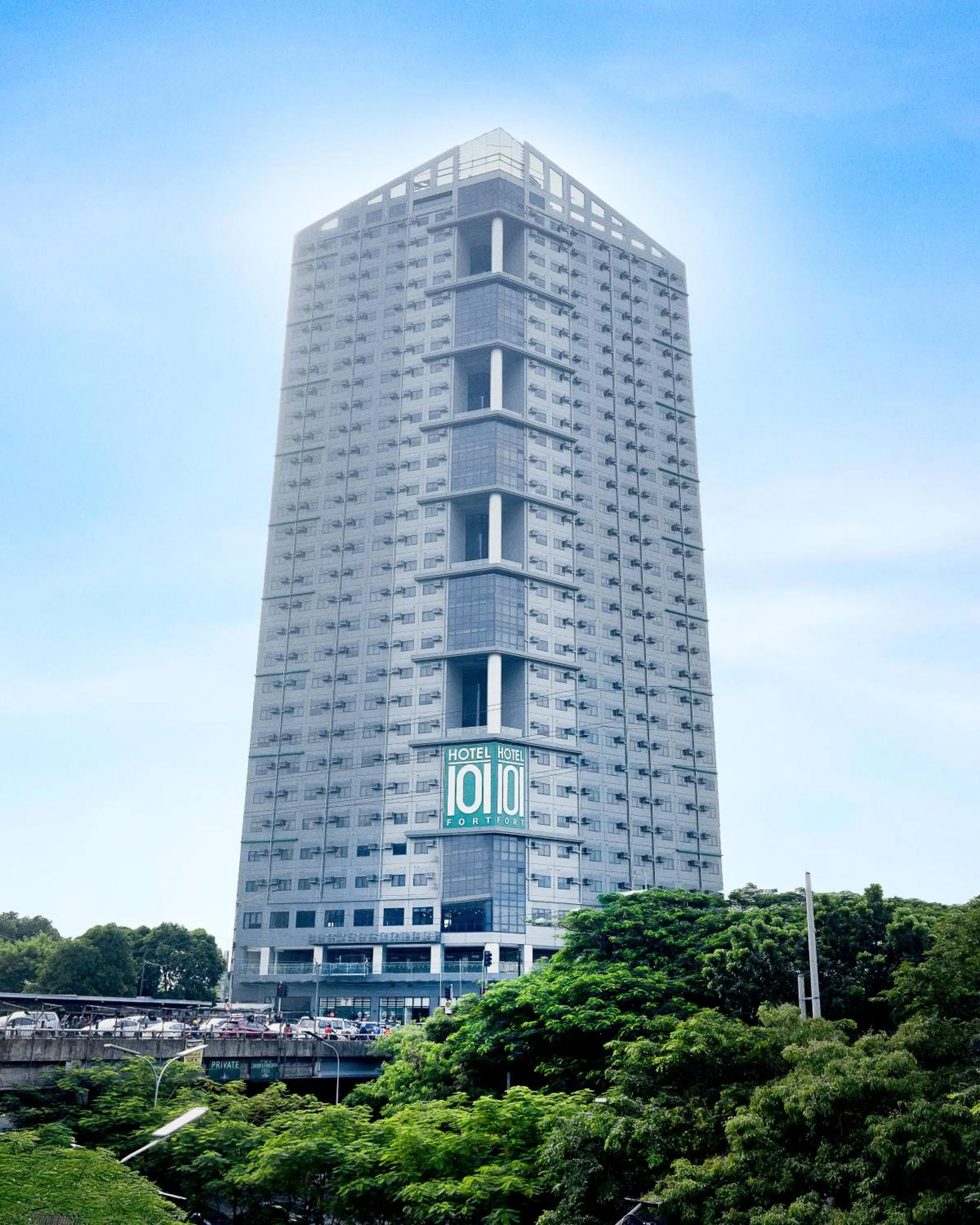 Property building in Hotel101 - Fort