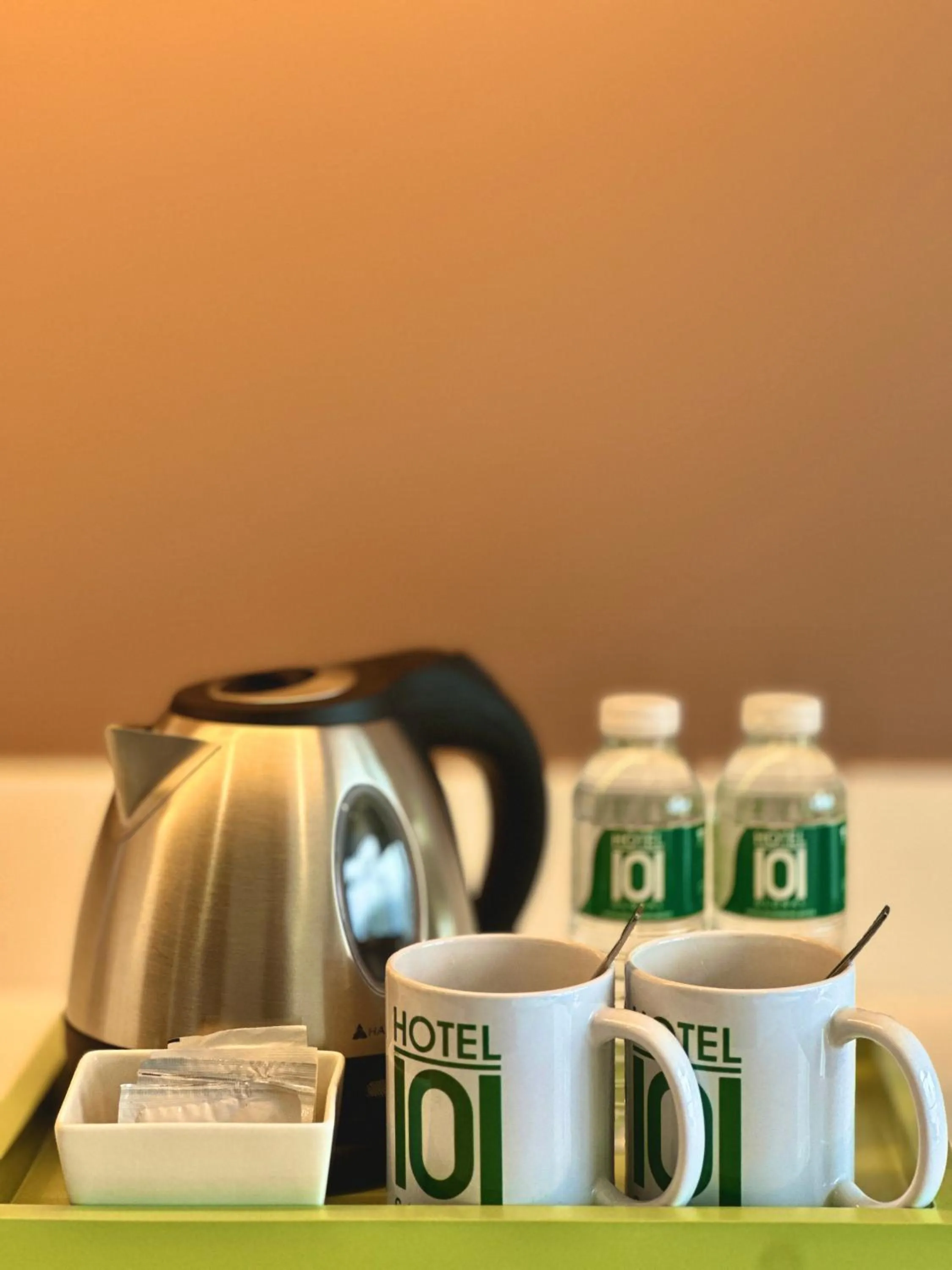 Coffee/tea facilities in Hotel101 - Fort