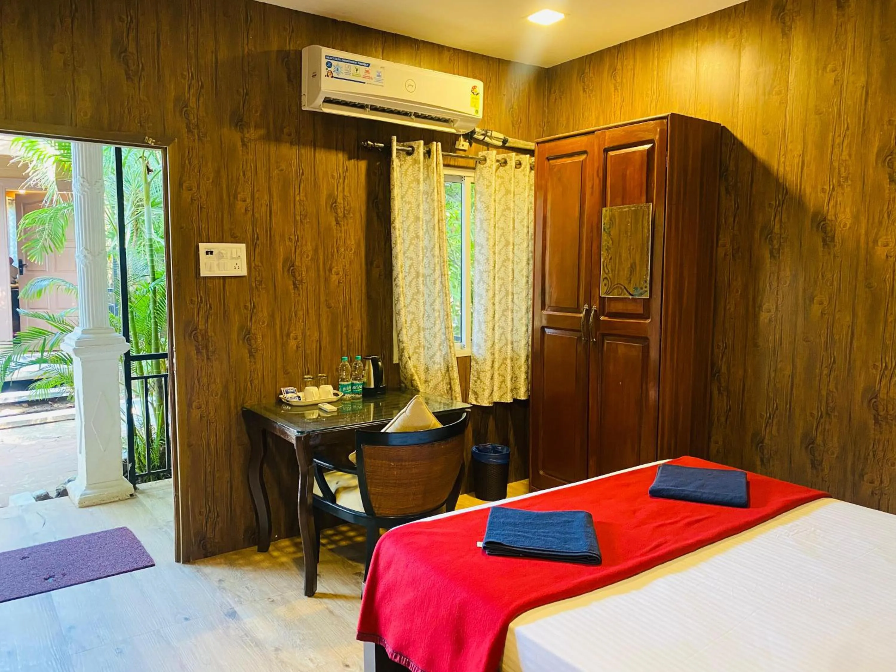 Bedroom, Bed in Nasya Beachside Cottages