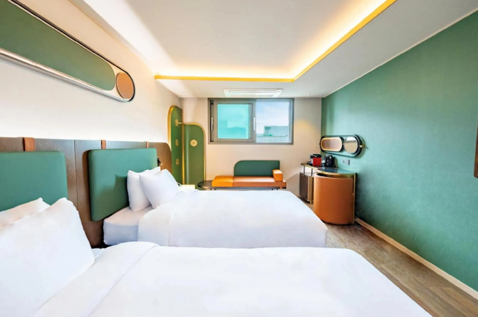 Bed in L&L Central Hotel