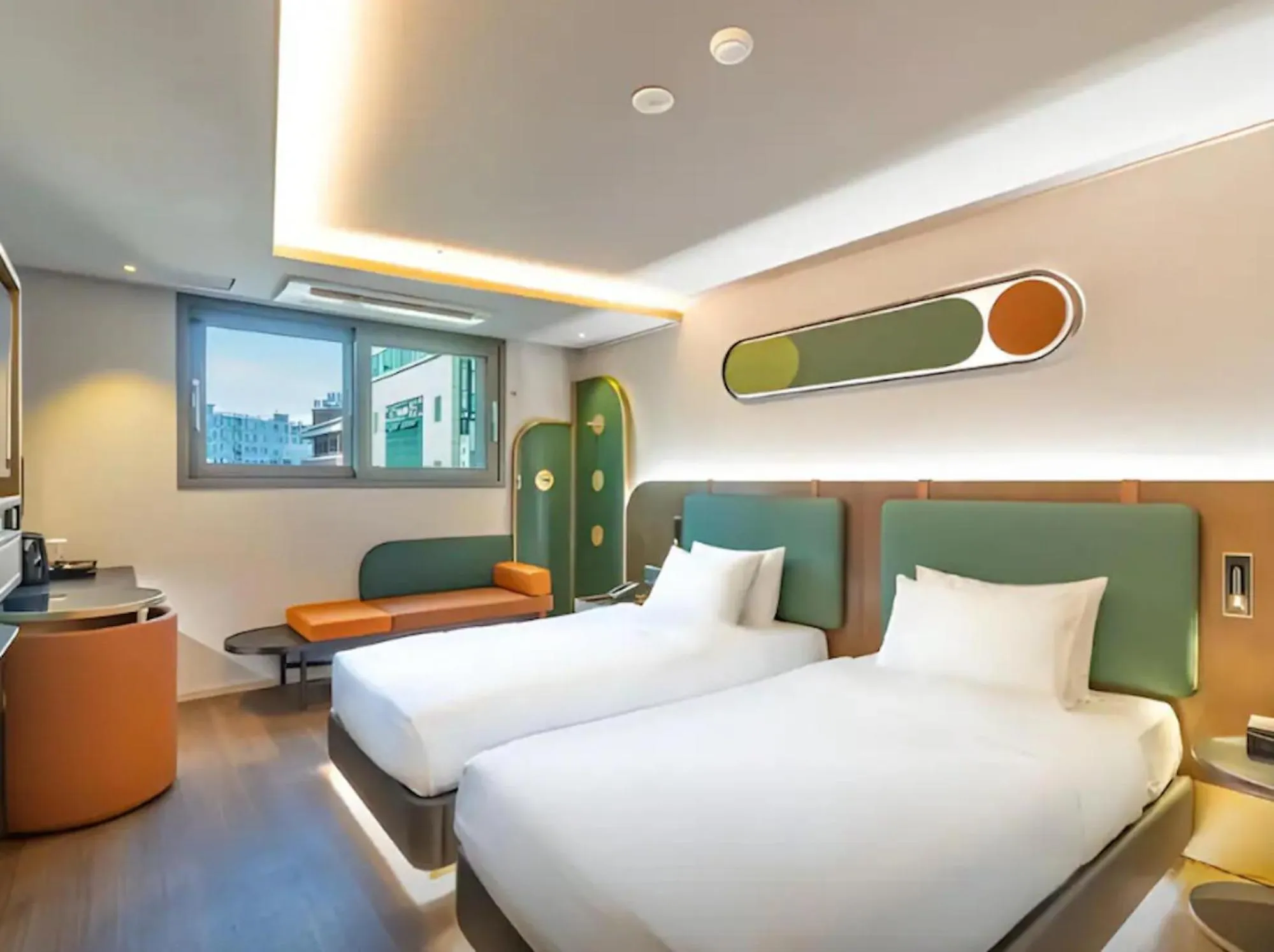 Bed in L&L Central Hotel