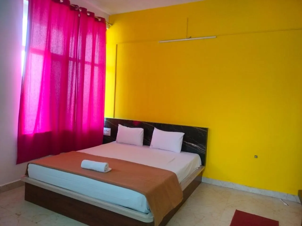 Bed in Hotel Golden Heights Gokarna