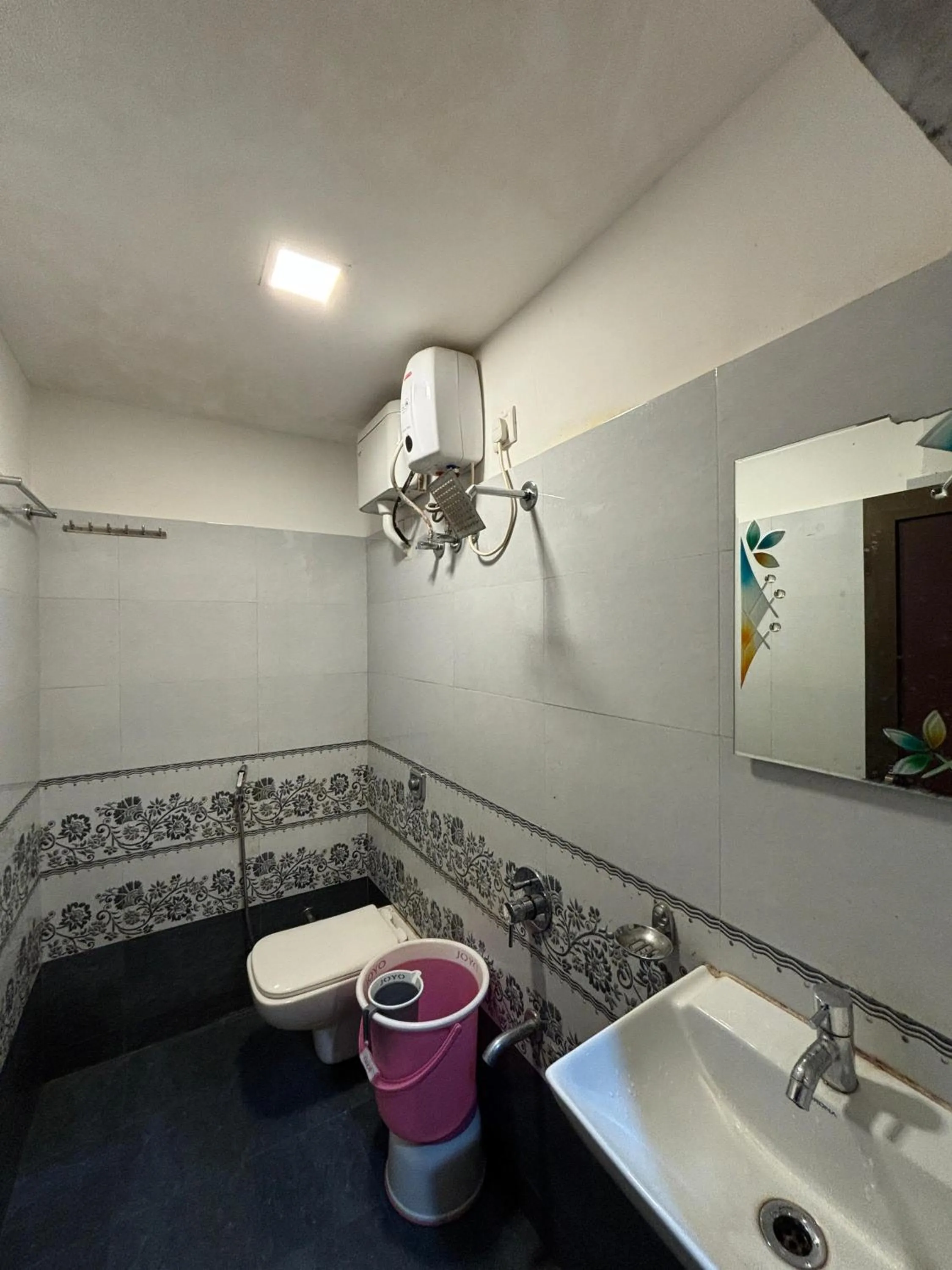 Bathroom in Hotel Borivali Executive - Near Borivali Railway Station