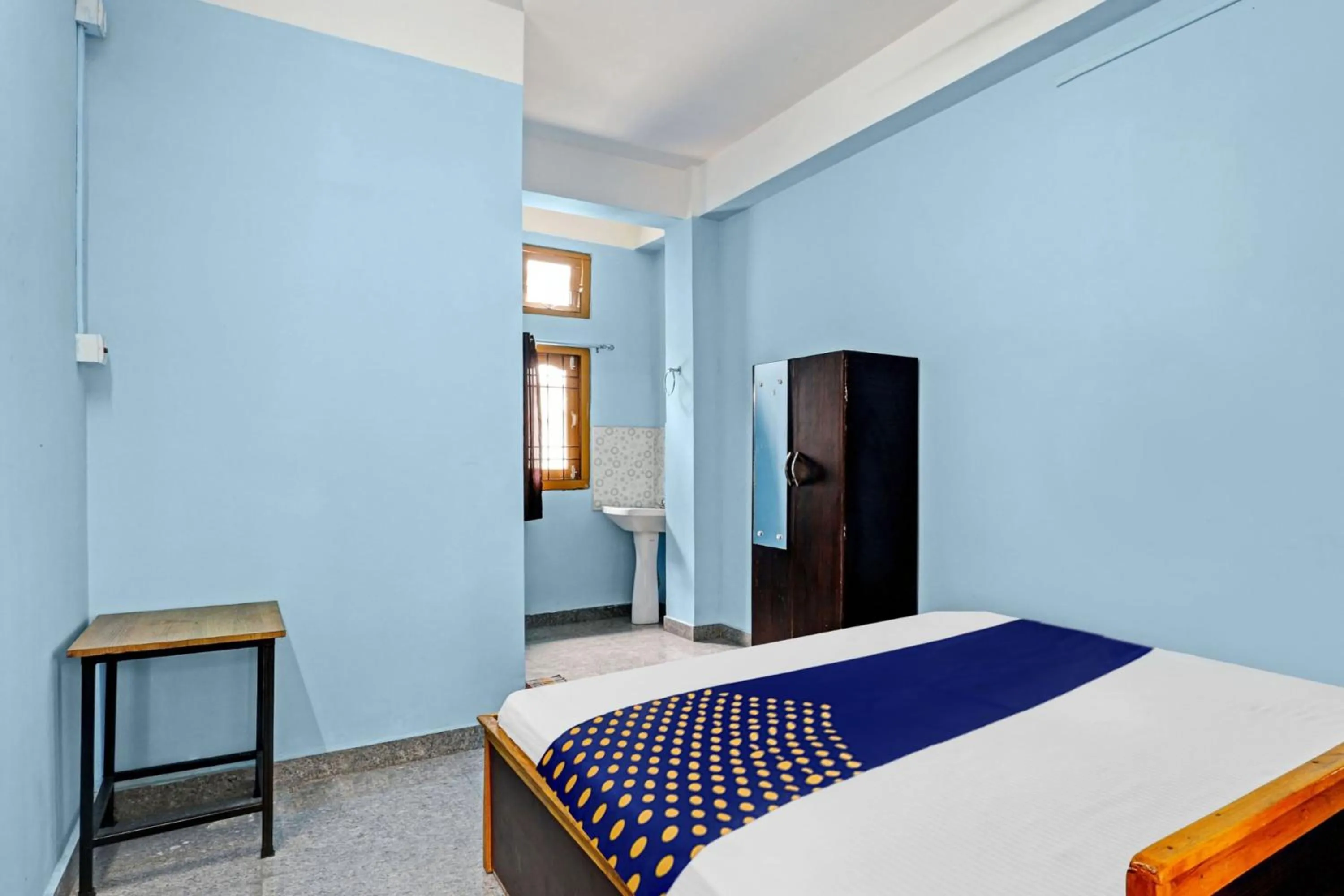 Bedroom, Bed in Hotel O Garam Masala Residency