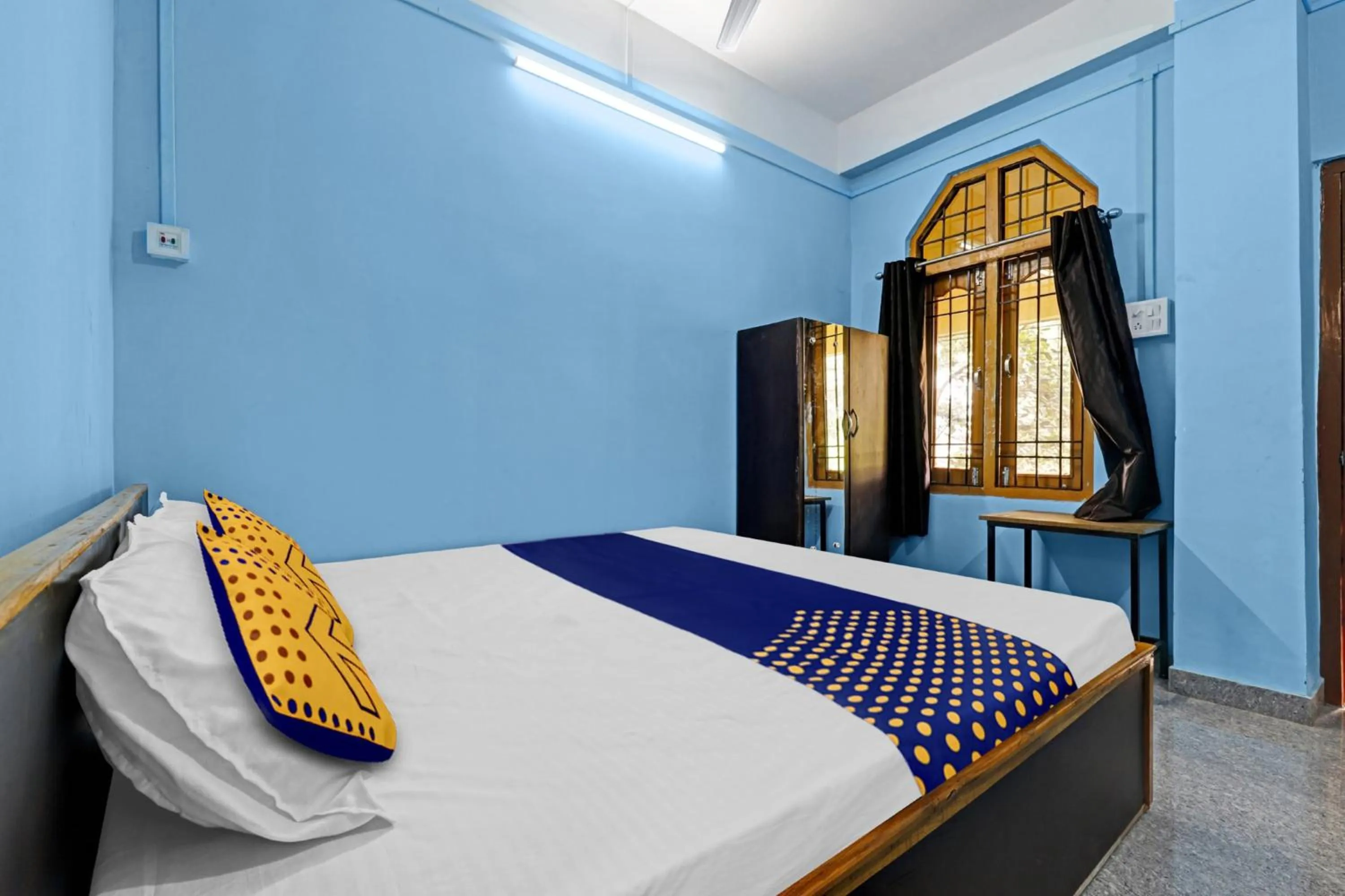 Bedroom, Bed in Hotel O Garam Masala Residency