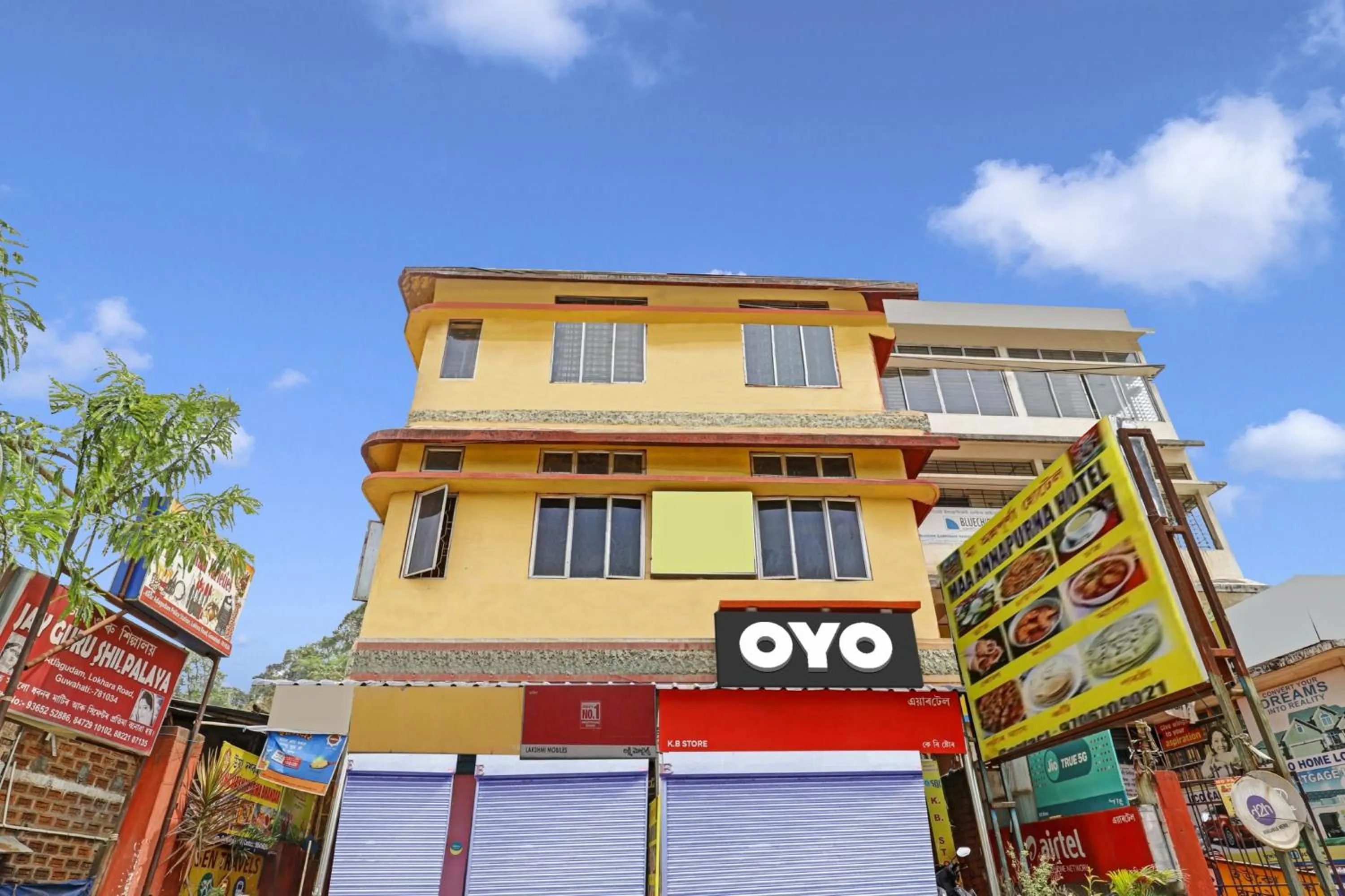 Facade/entrance in Hotel O Garam Masala Residency