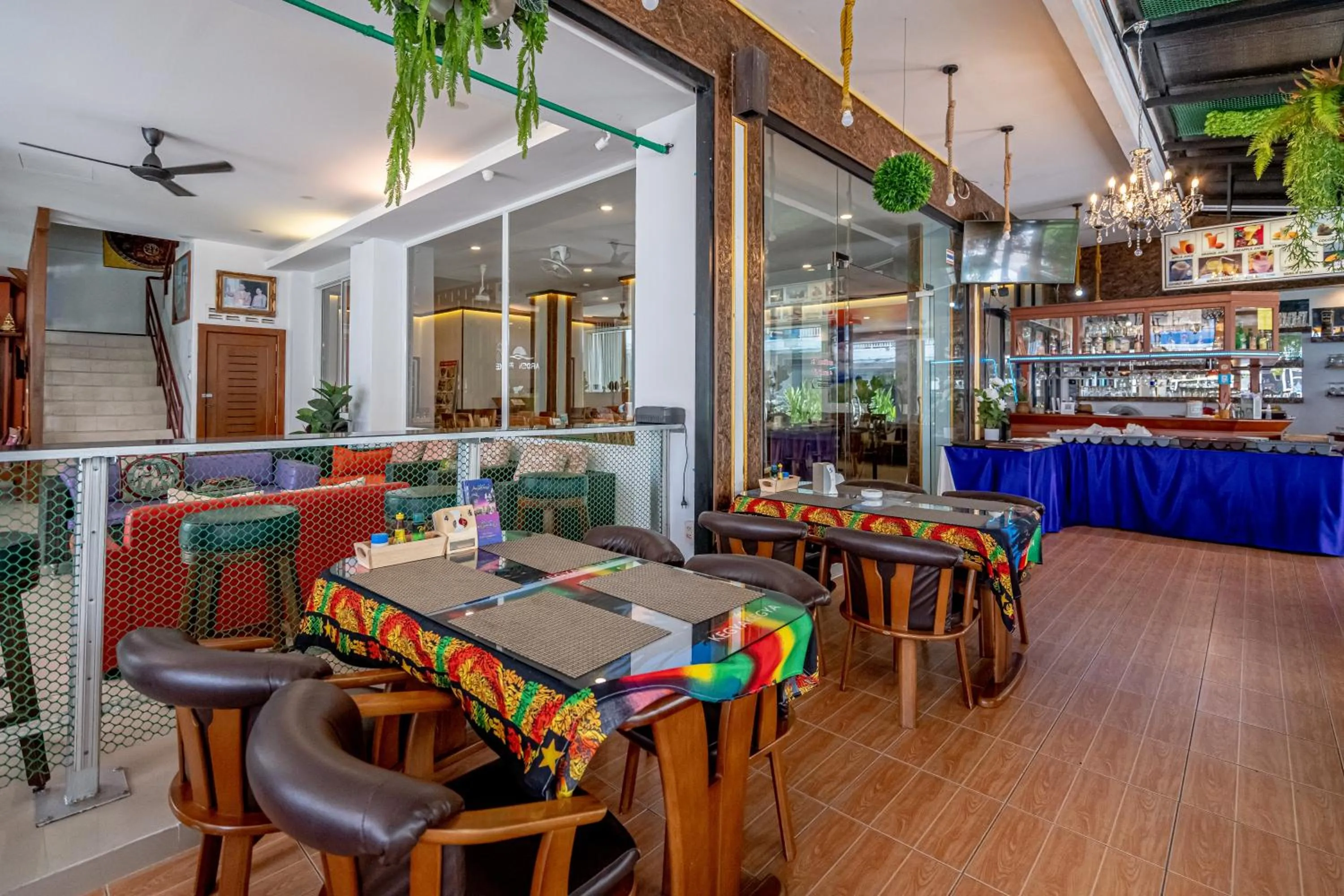 Restaurant/places to eat in Santi White House Patong