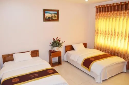 Bed in Lao Cai Hotel 33C Cat Linh - by Bay Luxury