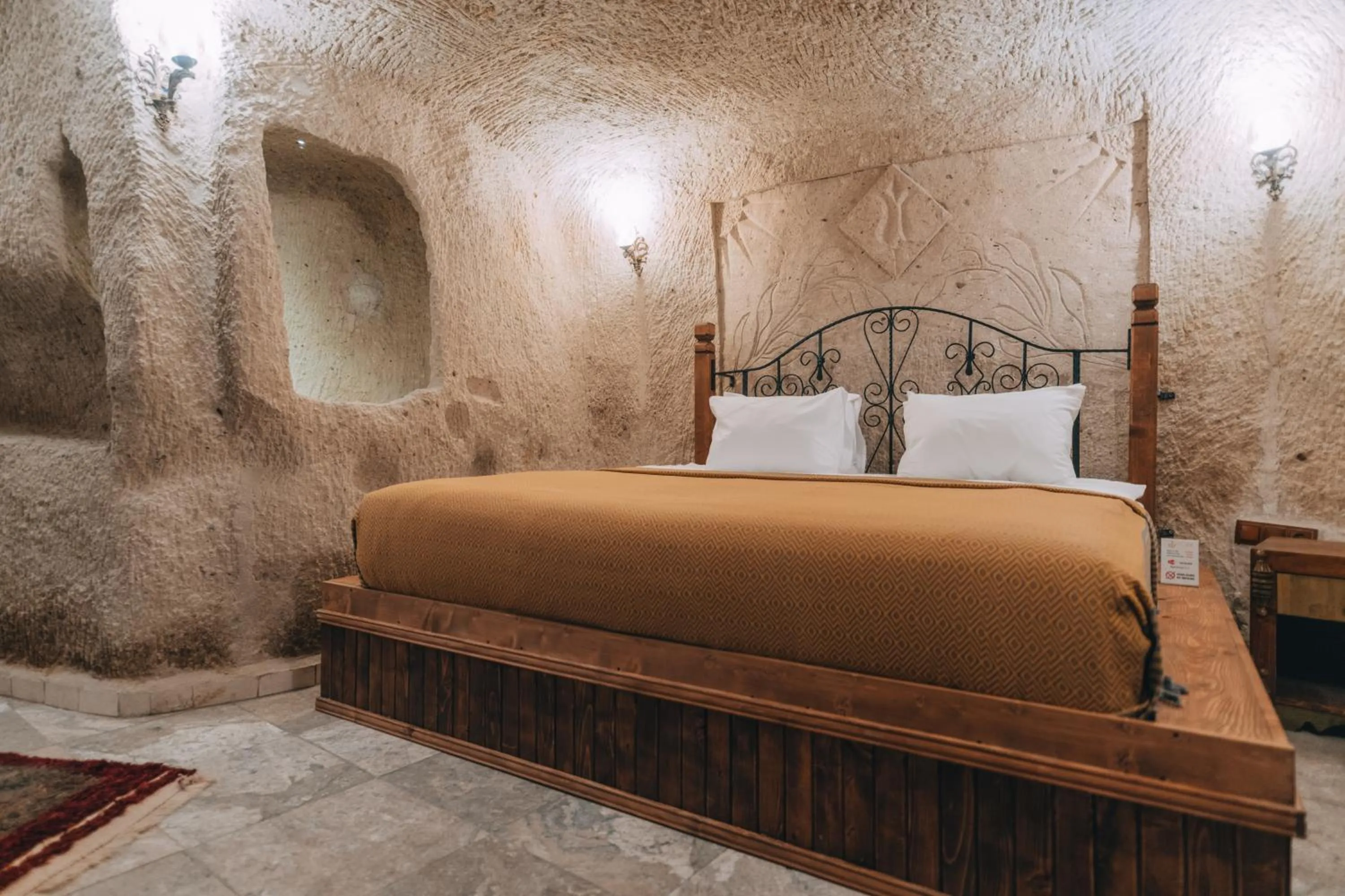Bed in Sora Cave Hotel