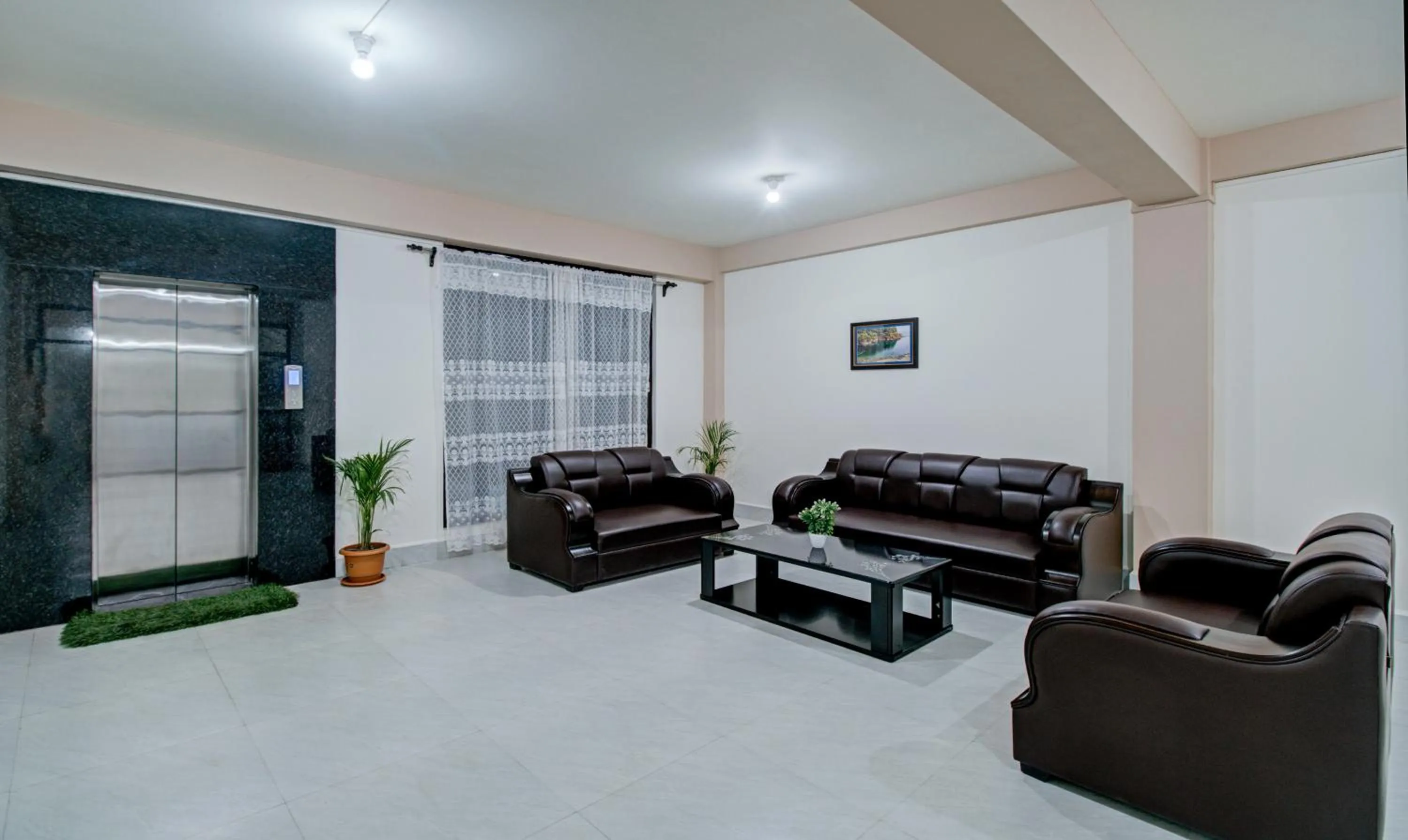 Seating area in Treebo Staying Center