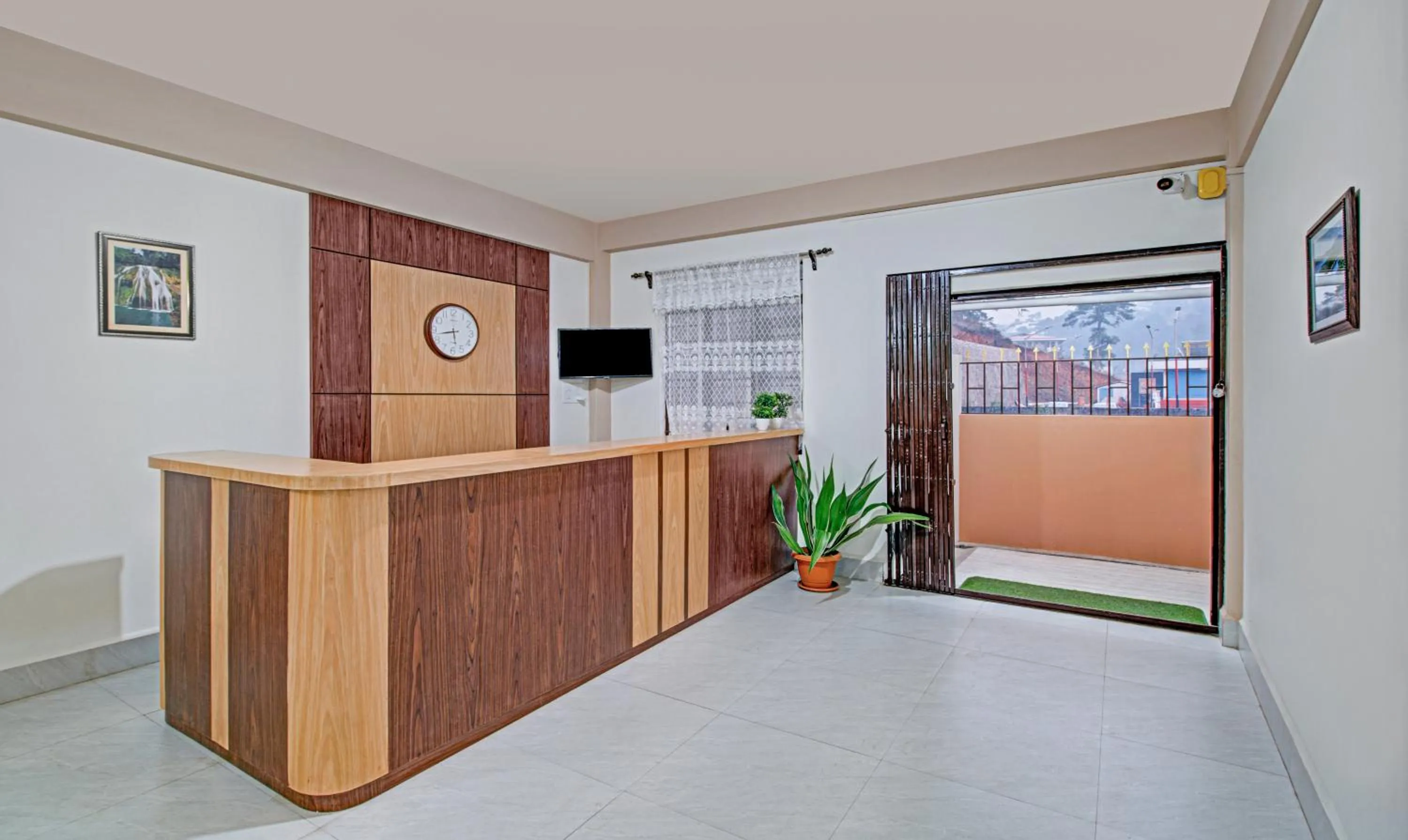 Lobby or reception in Treebo Staying Center