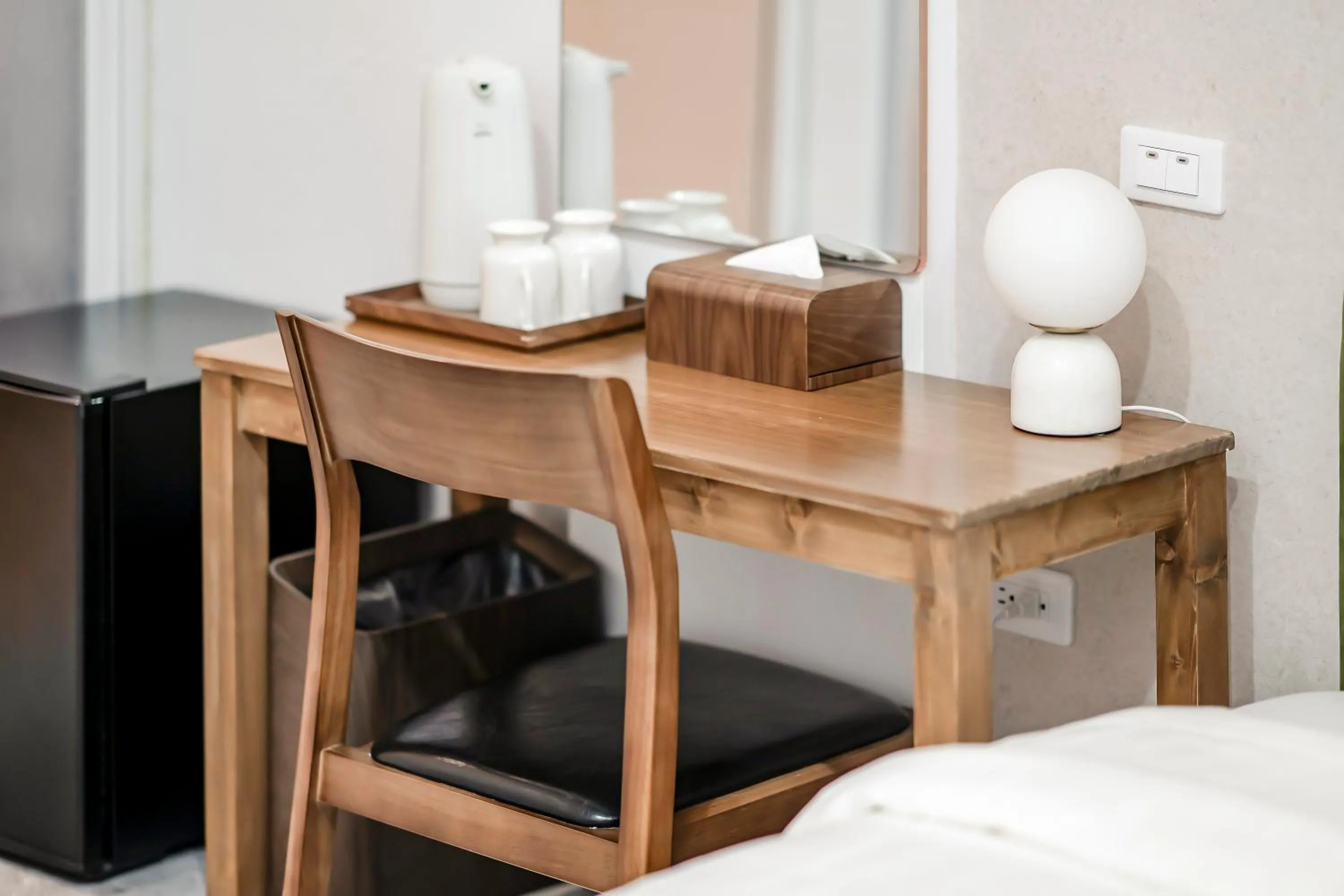 Photo of the whole room, Bed in Sunset Mu Style Inn