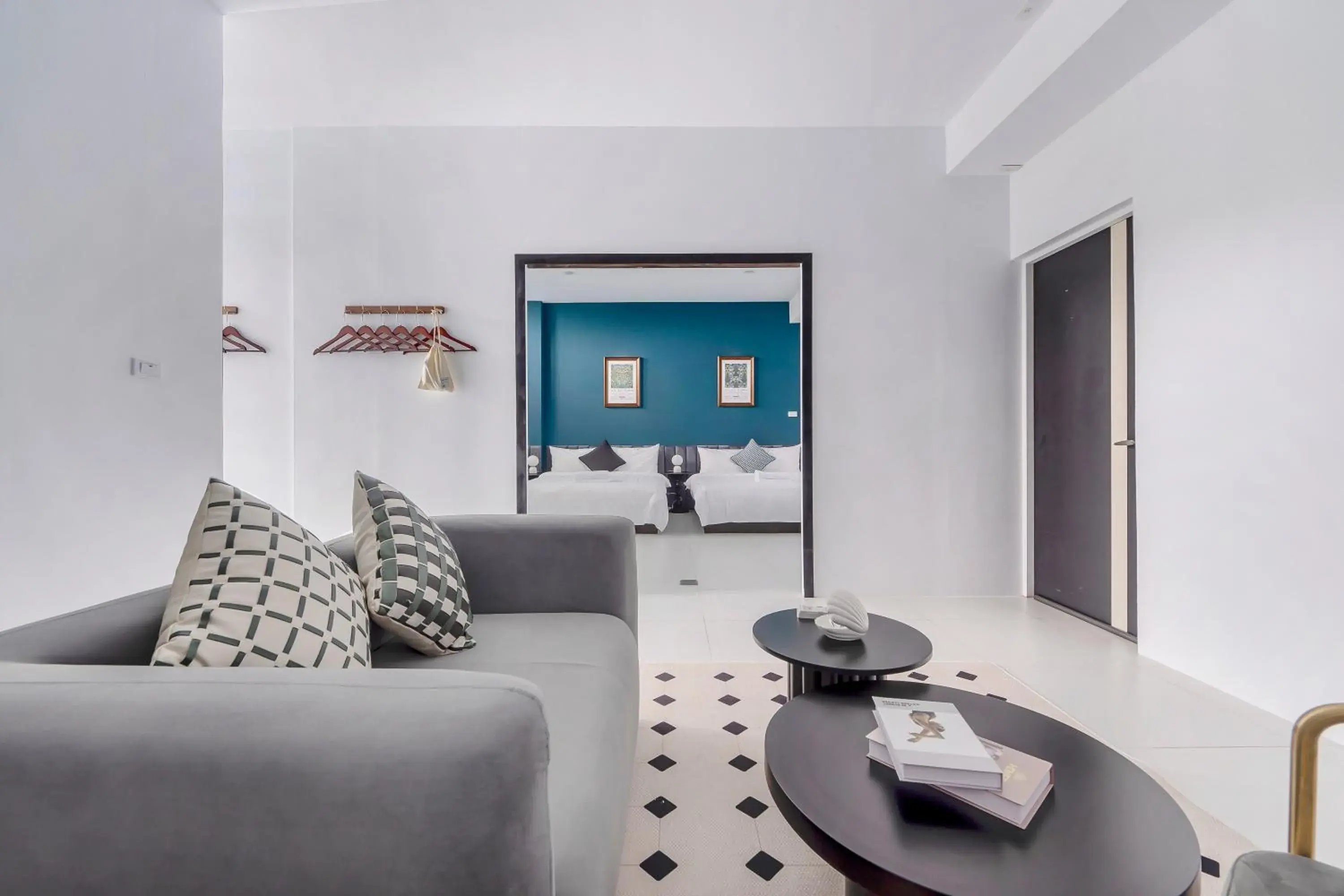 Family Room No Window in Sunset Mu Style Inn Family Room No Window in Sunset Mu Style Inn