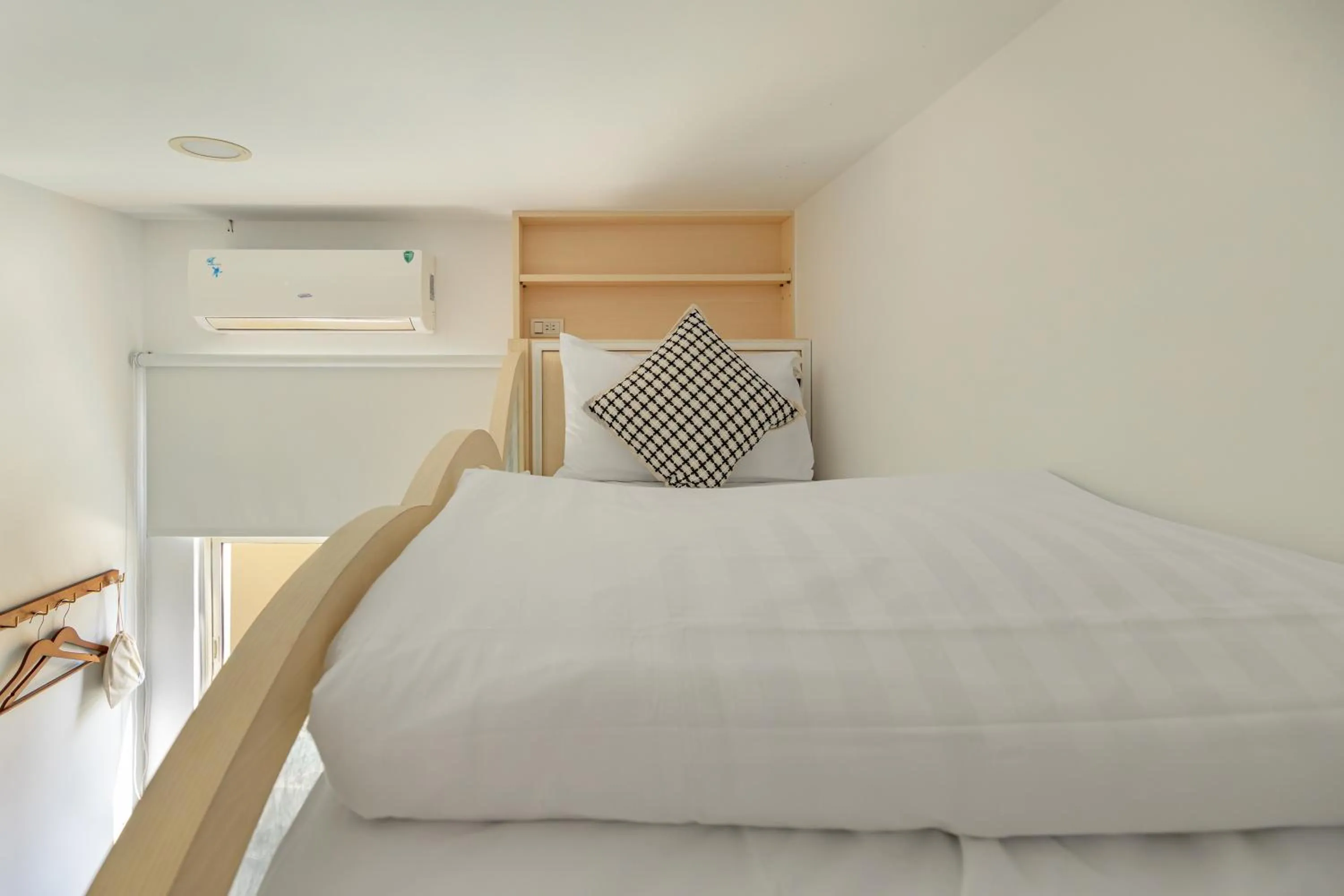 Bed in Sunset Mu Style Inn