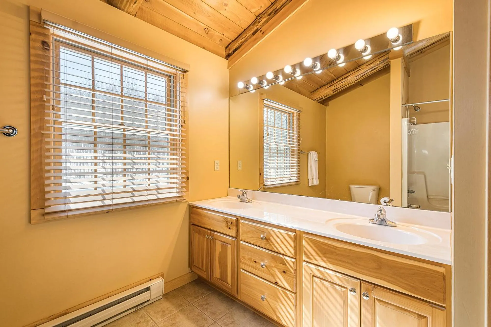 Property building in Montana East