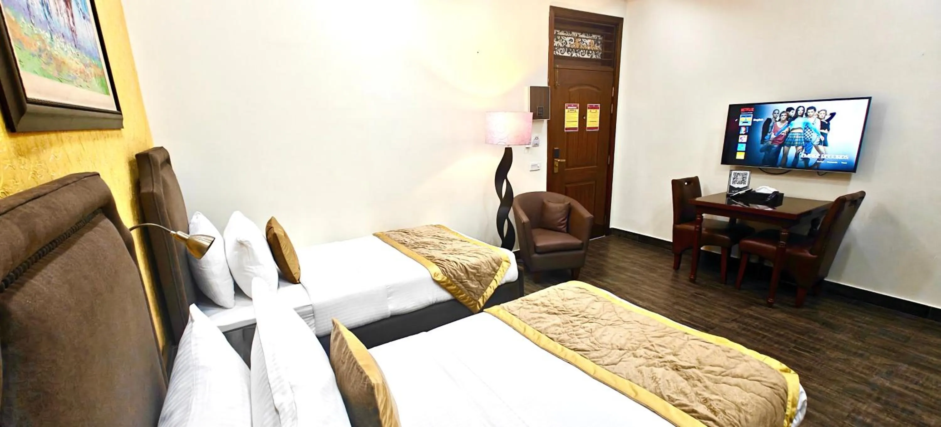 Bed in Hayyat Luxury Hotel Suites