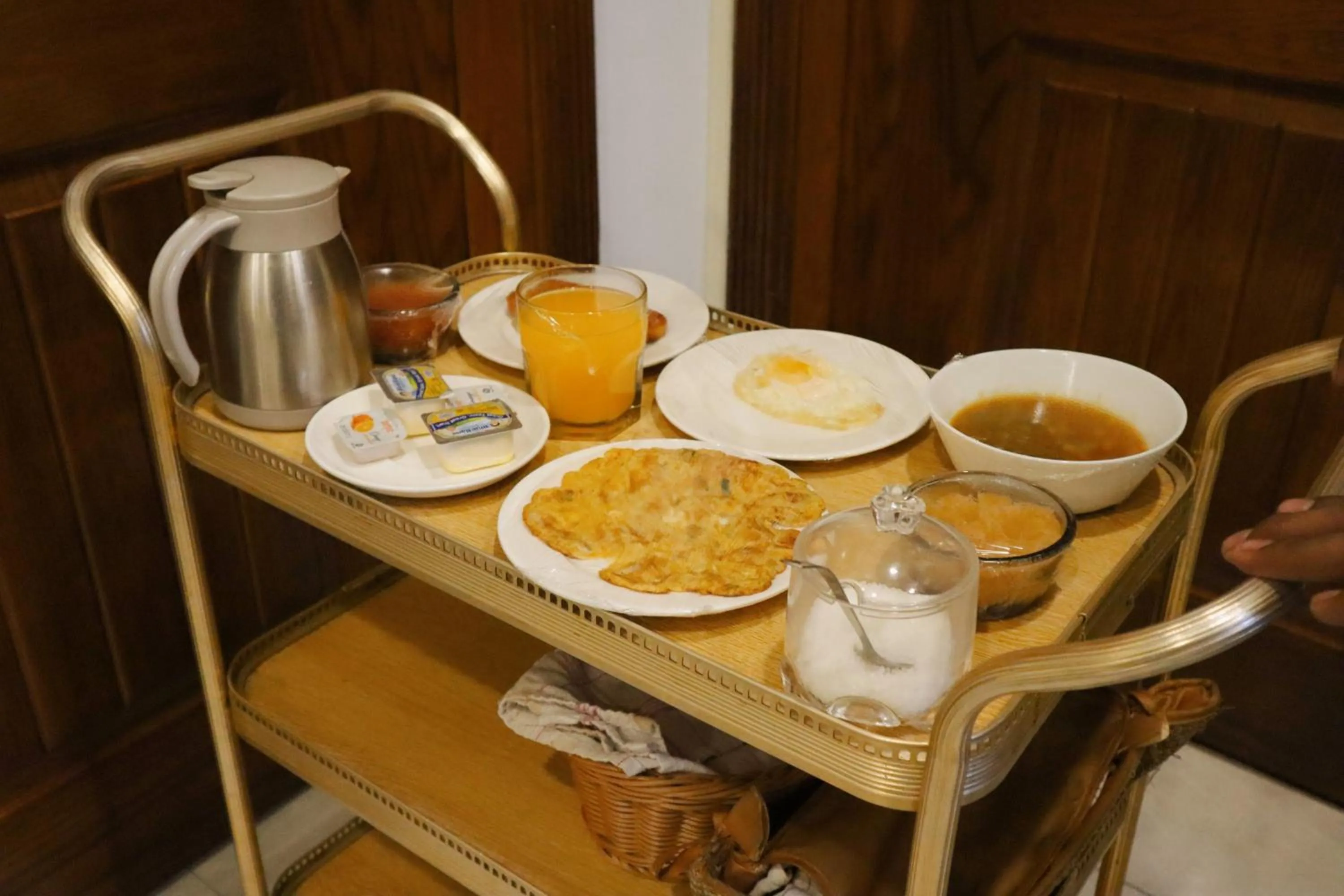 Coffee/tea facilities in Hayyat Luxury Hotel Suites