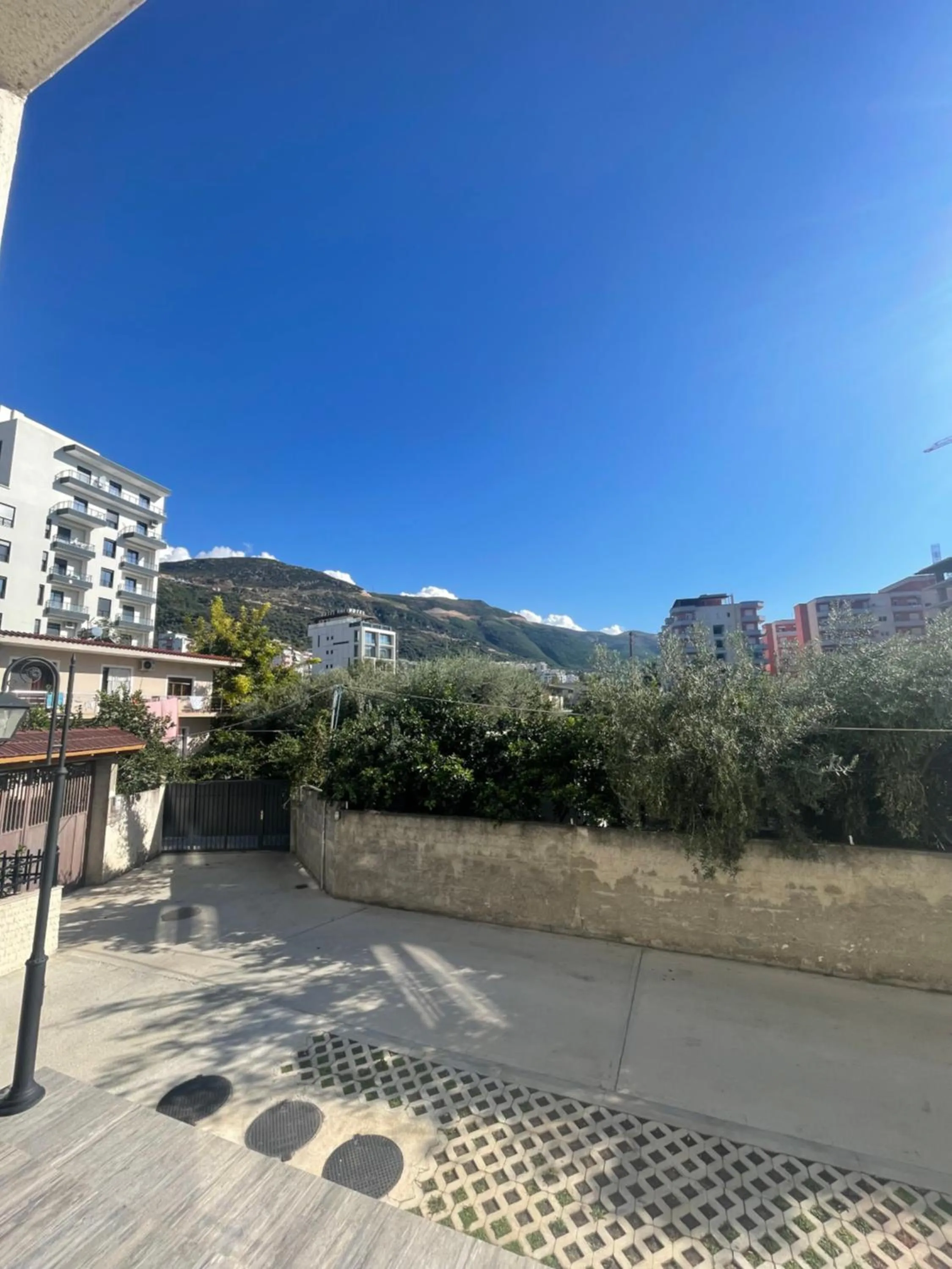 Mountain view in Seaside Hotel