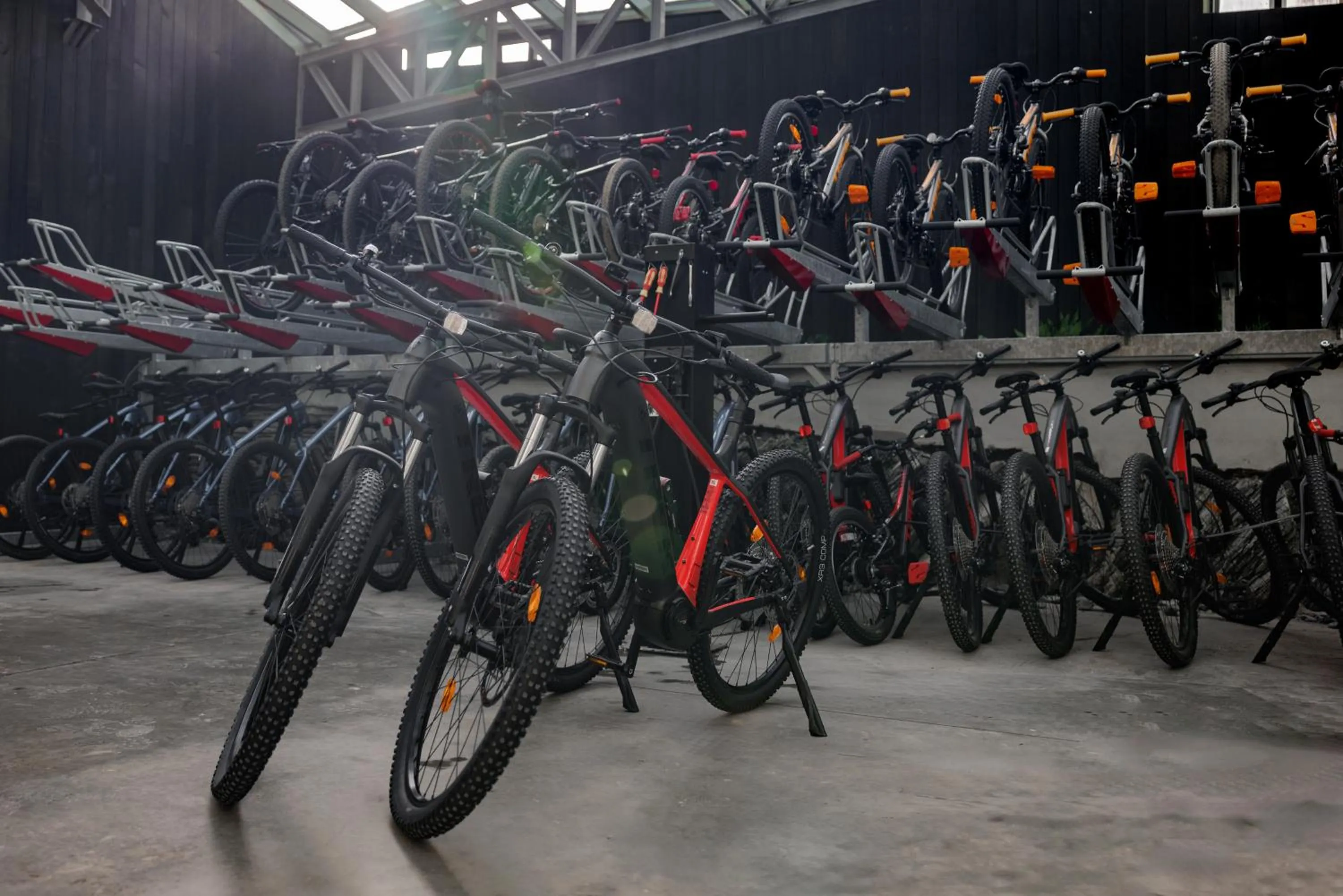 Cycling in Hillview Hotel Grandvoir