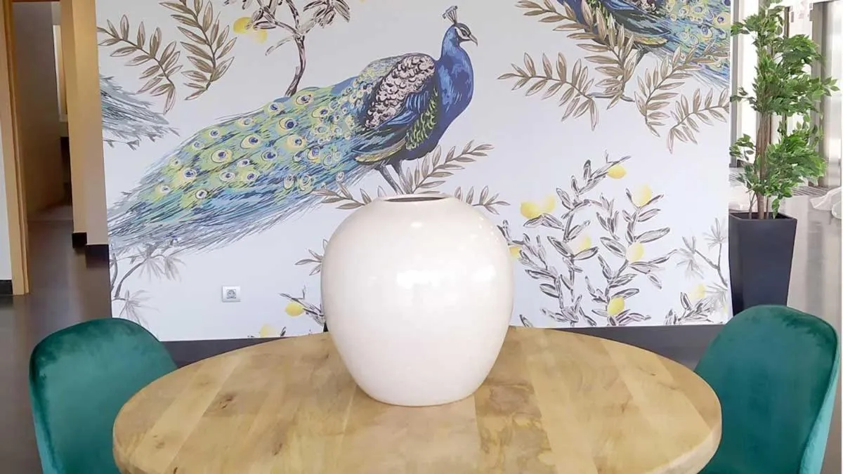 Decorative detail in Alda Valladolid Sur