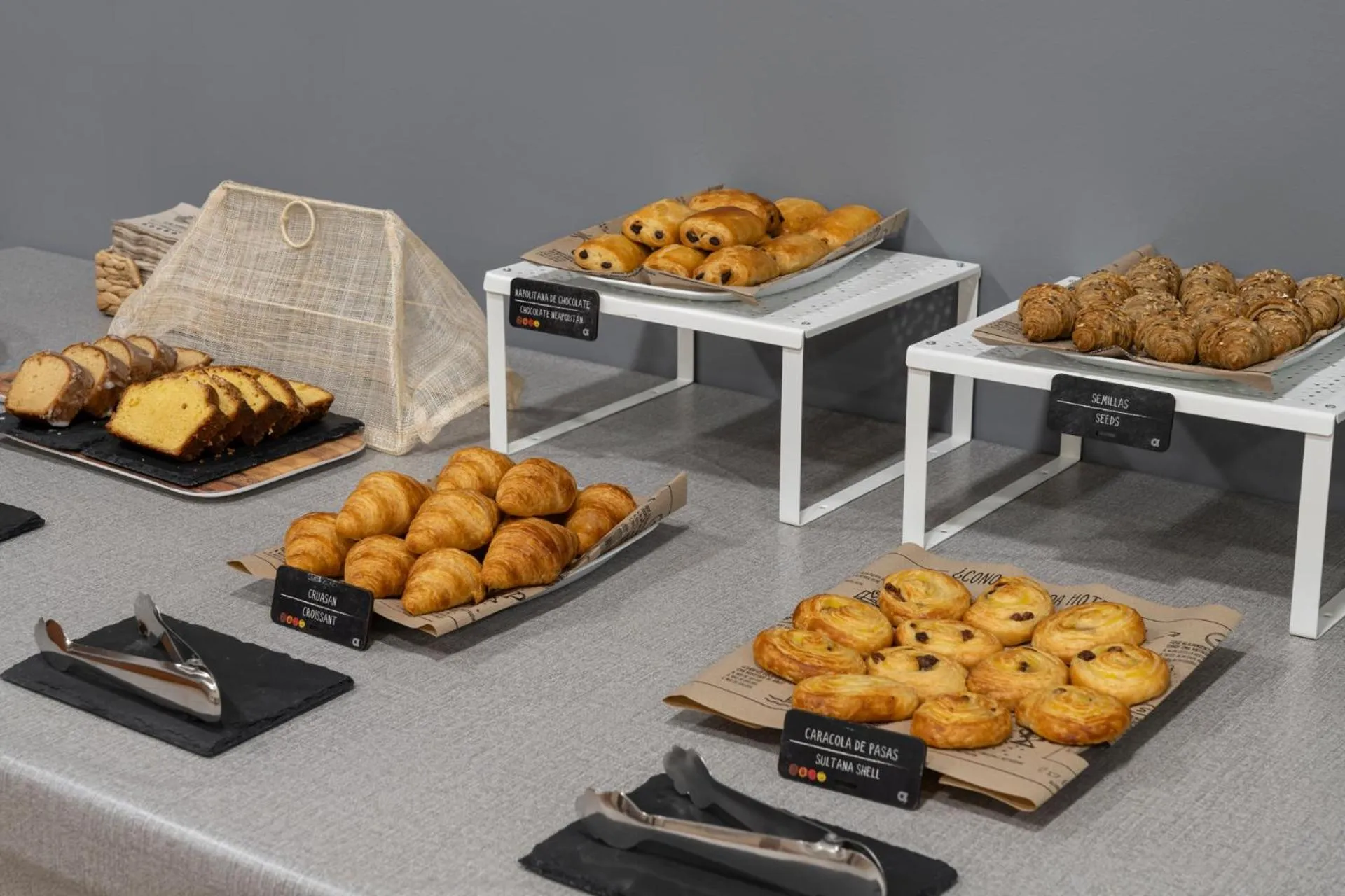 Breakfast in Hotel Alda Malvasía