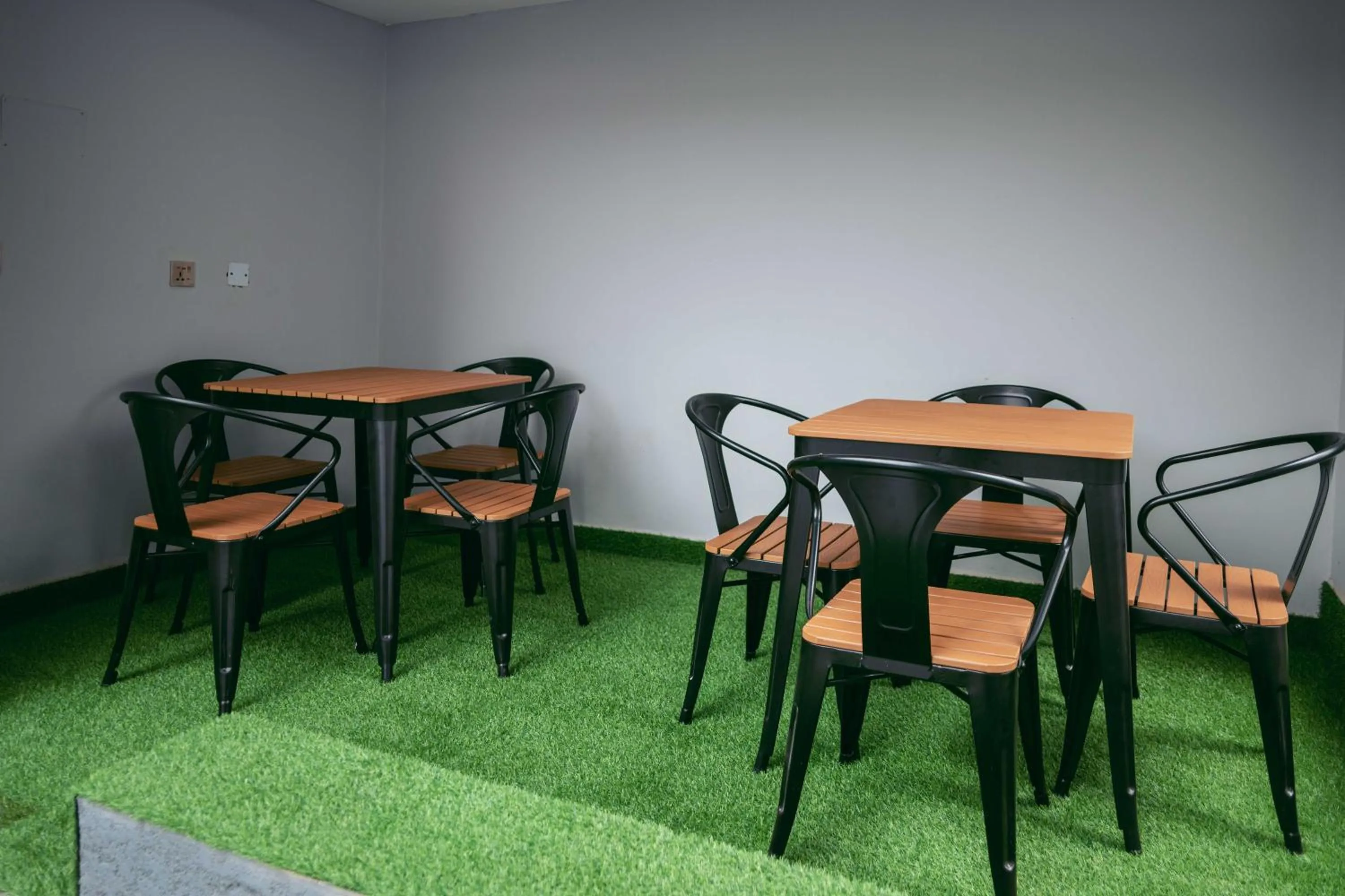 Property building in Phoenix Luxury Apartments