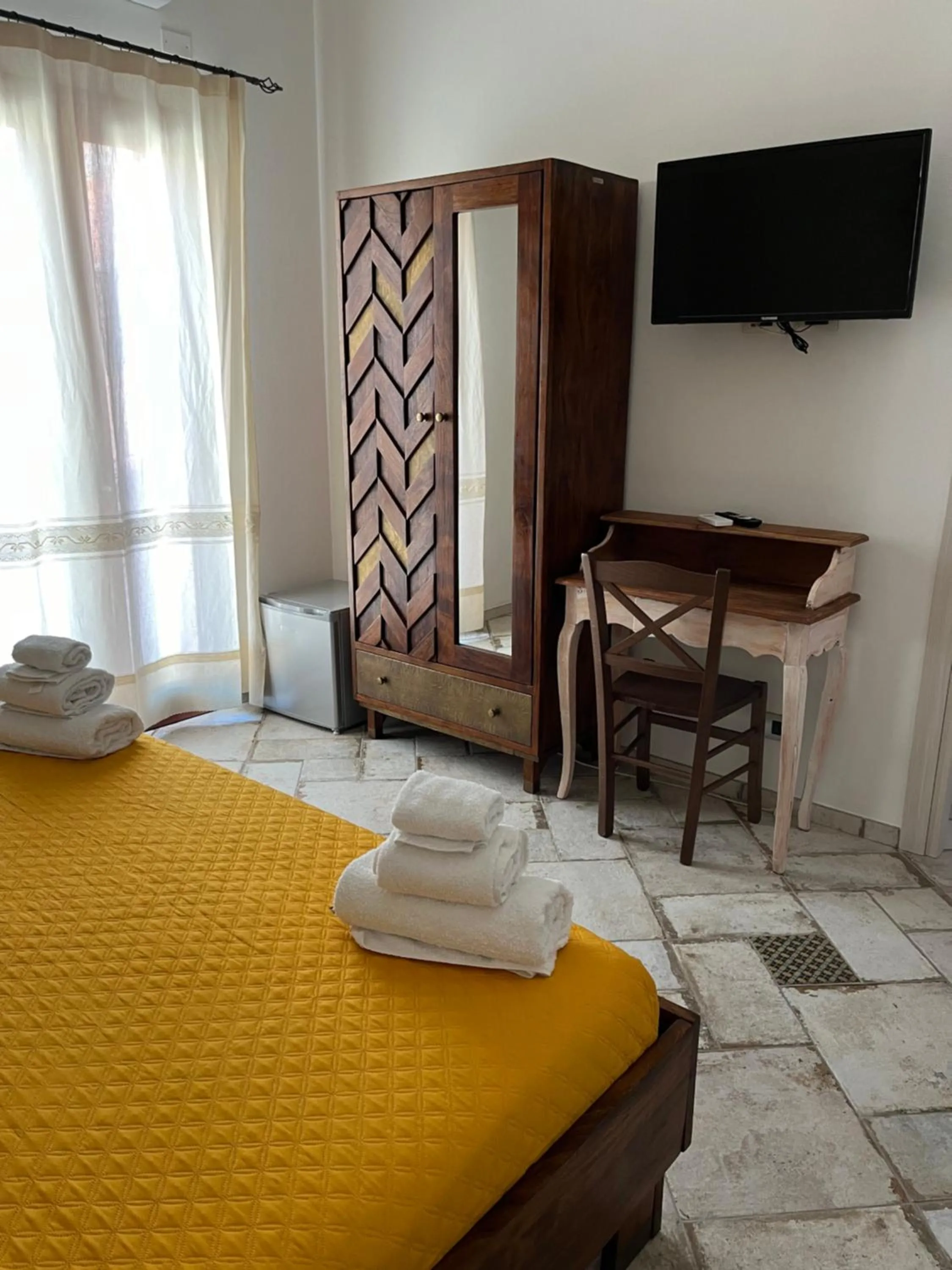 TV/Entertainment Center in B&B Il Mandorlo