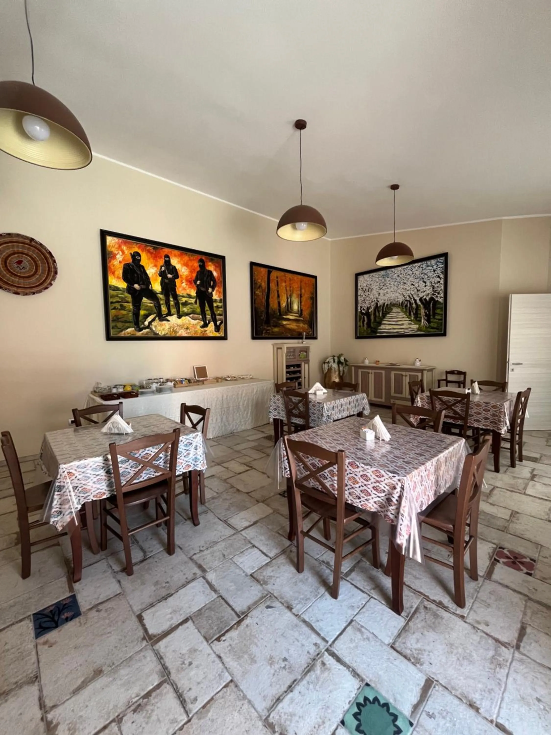 Restaurant/Places to Eat in B&B Il Mandorlo