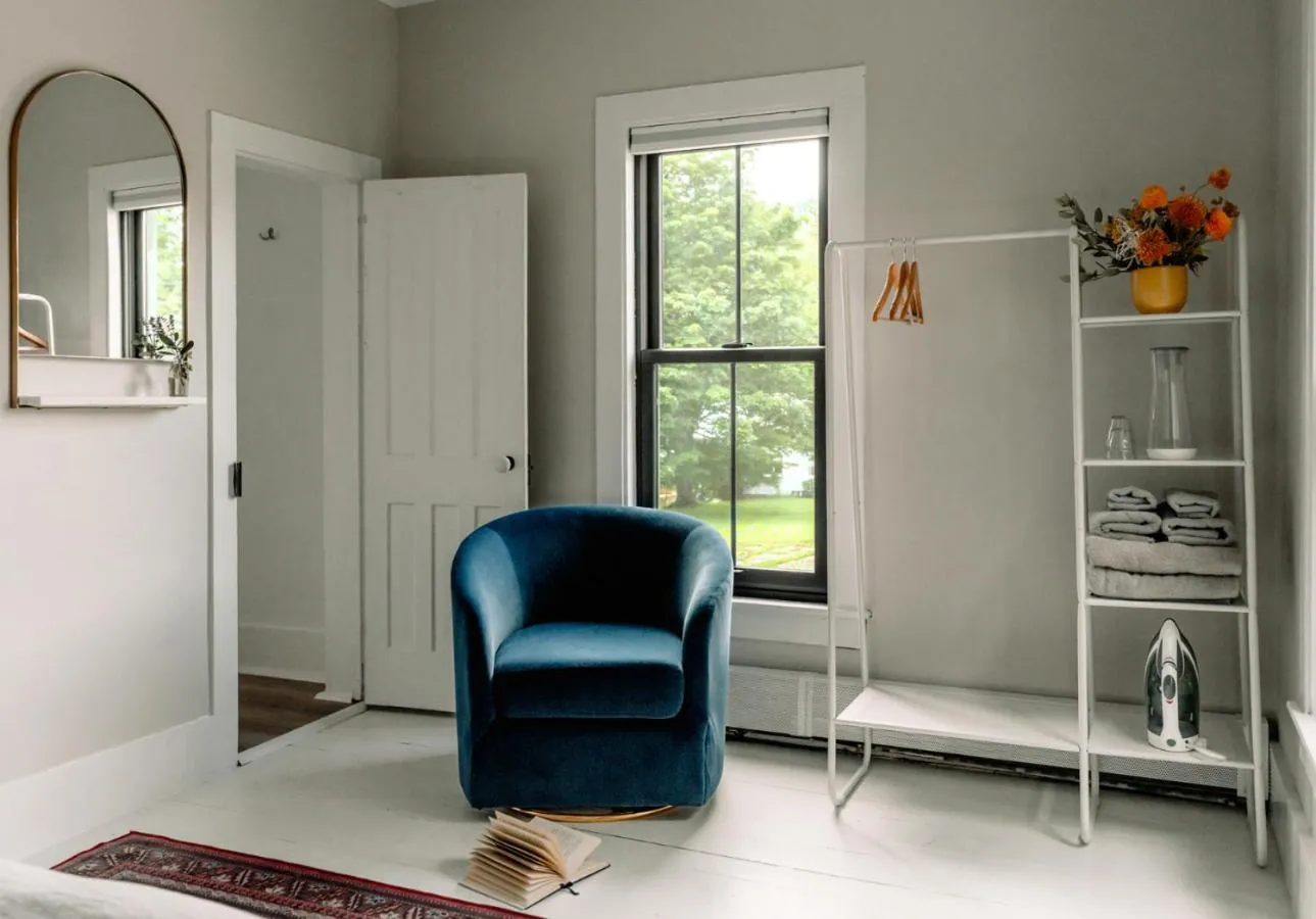 Seating area in The Yarra