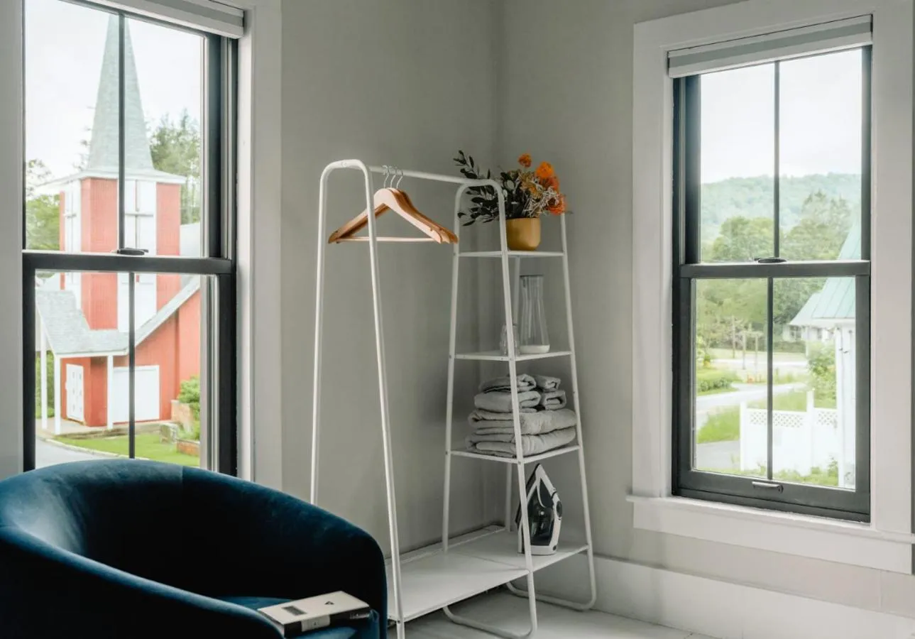 wardrobe in The Yarra