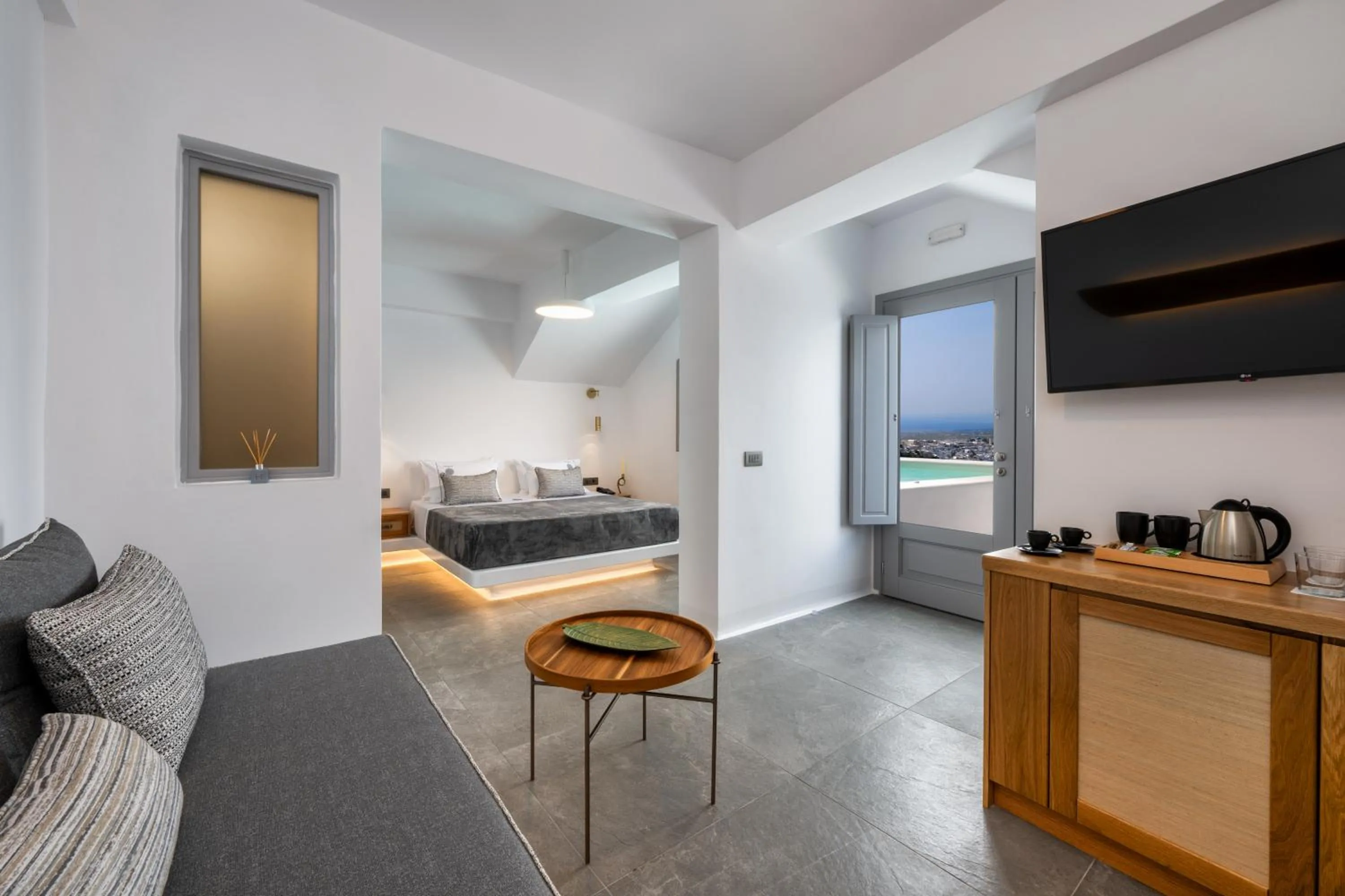 Bed in Eteoro Suites