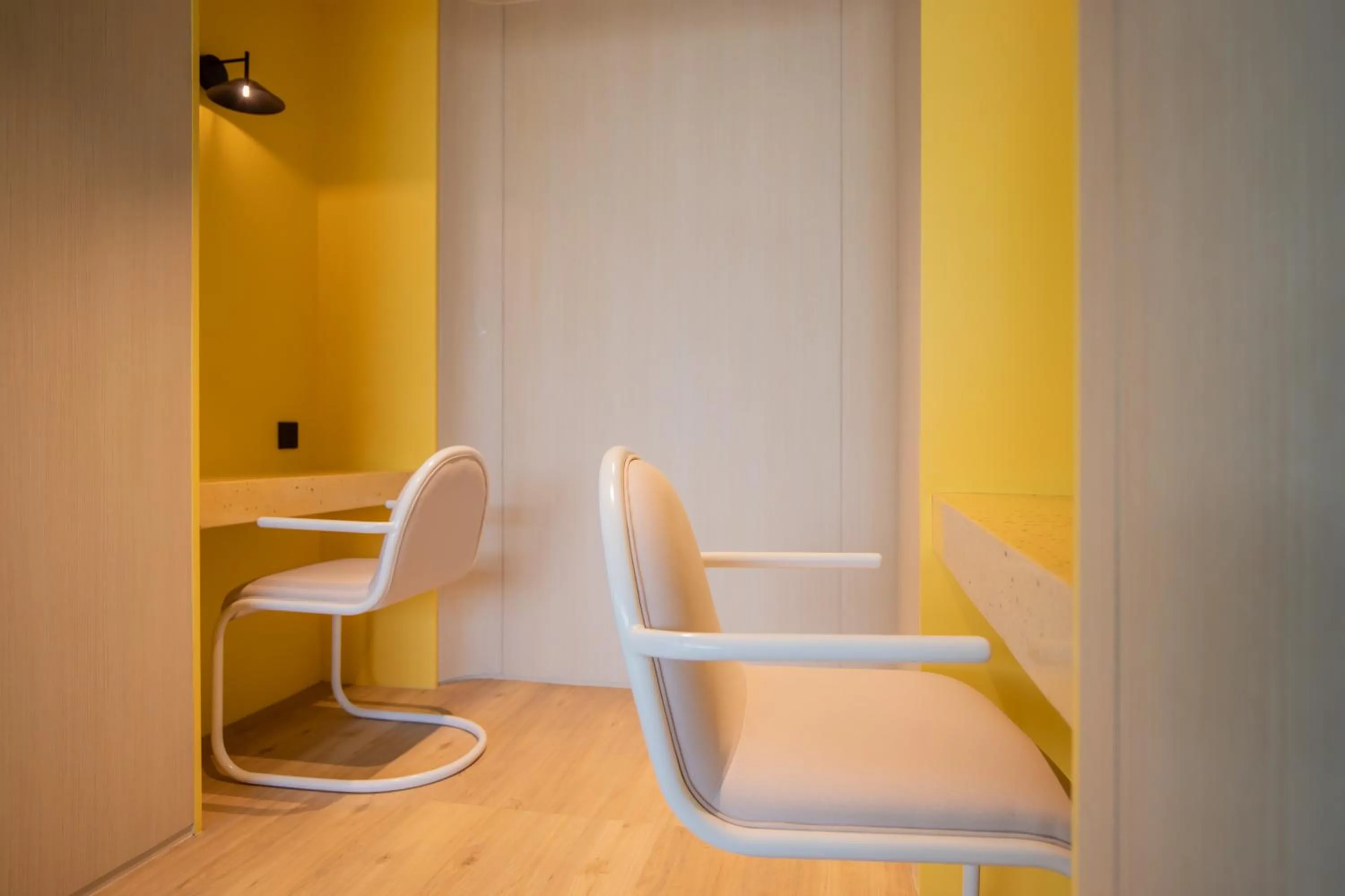 Seating area in GO Hotel Ban Chang at Robinson Lifestyle Ban Chang