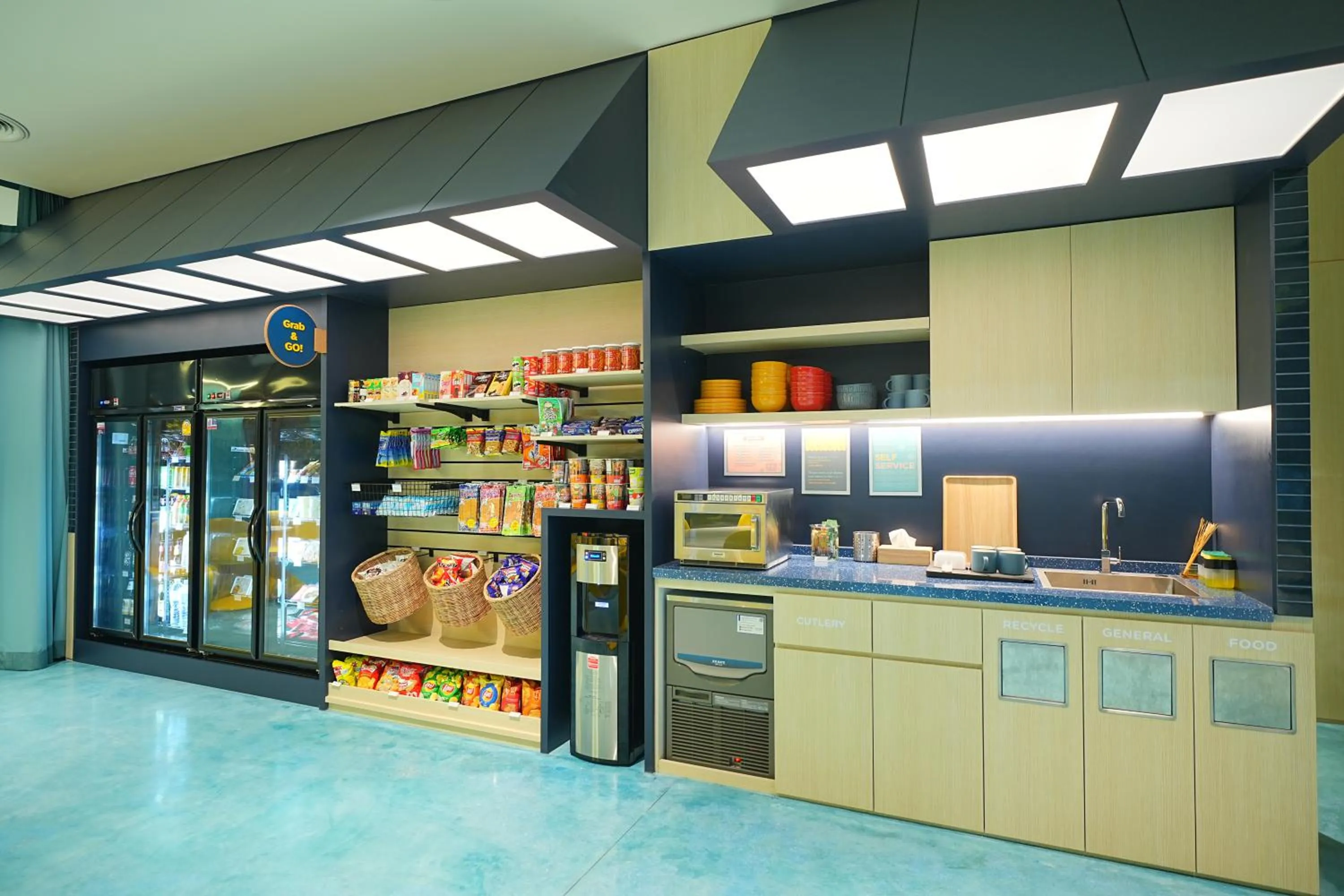 Kitchen or kitchenette in GO Hotel Ban Chang at Robinson Lifestyle Ban Chang