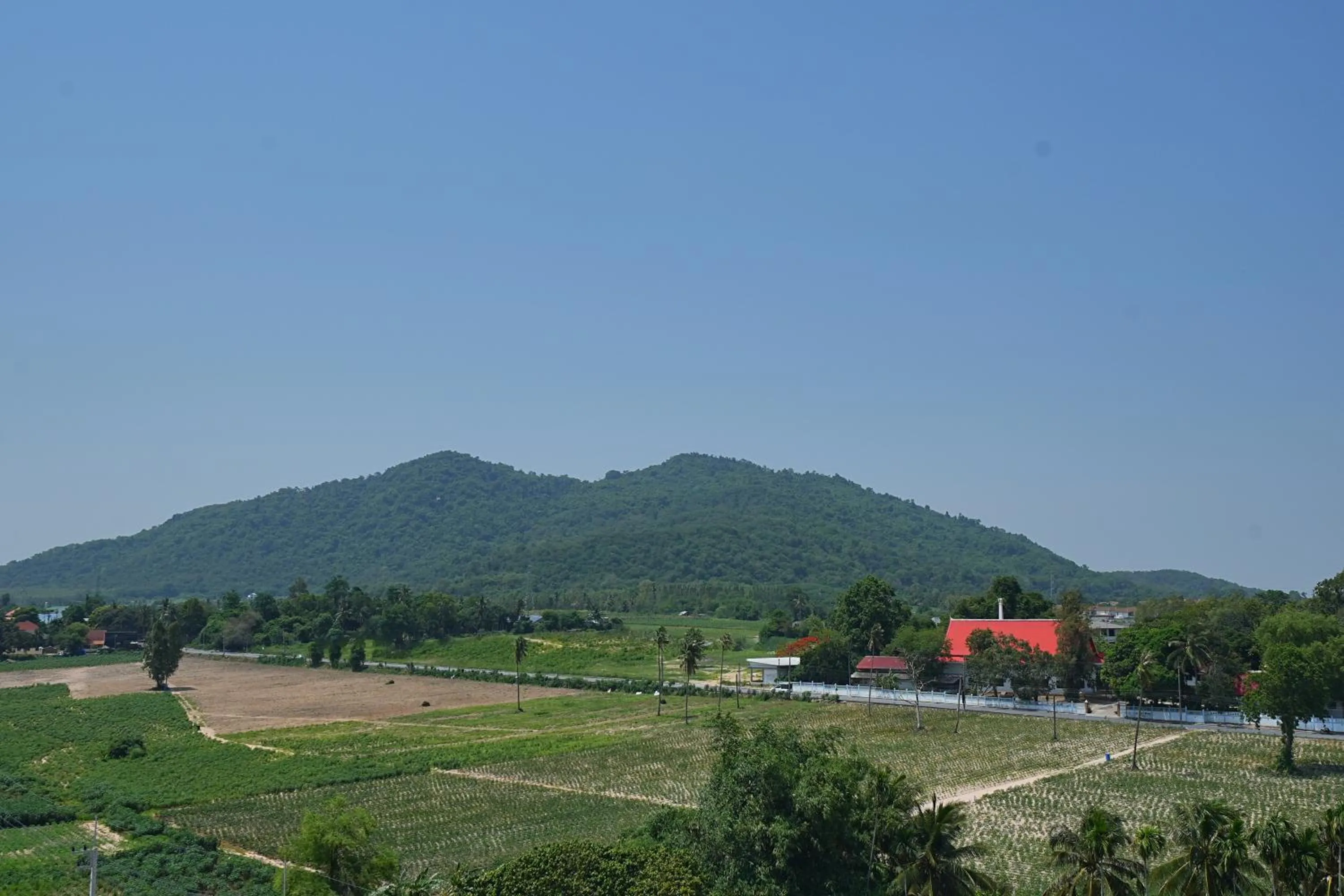 Day in GO Hotel Ban Chang at Robinson Lifestyle Ban Chang