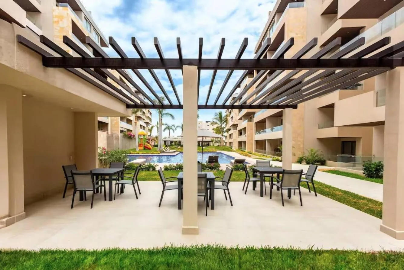 Loft con balcón privado, estacionamiento gratis - Un oasis en Los Cabos